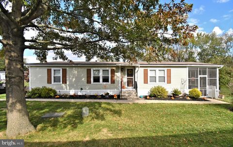 540 SPRINGHOUSE COURT NORTH WALES PA 19454
