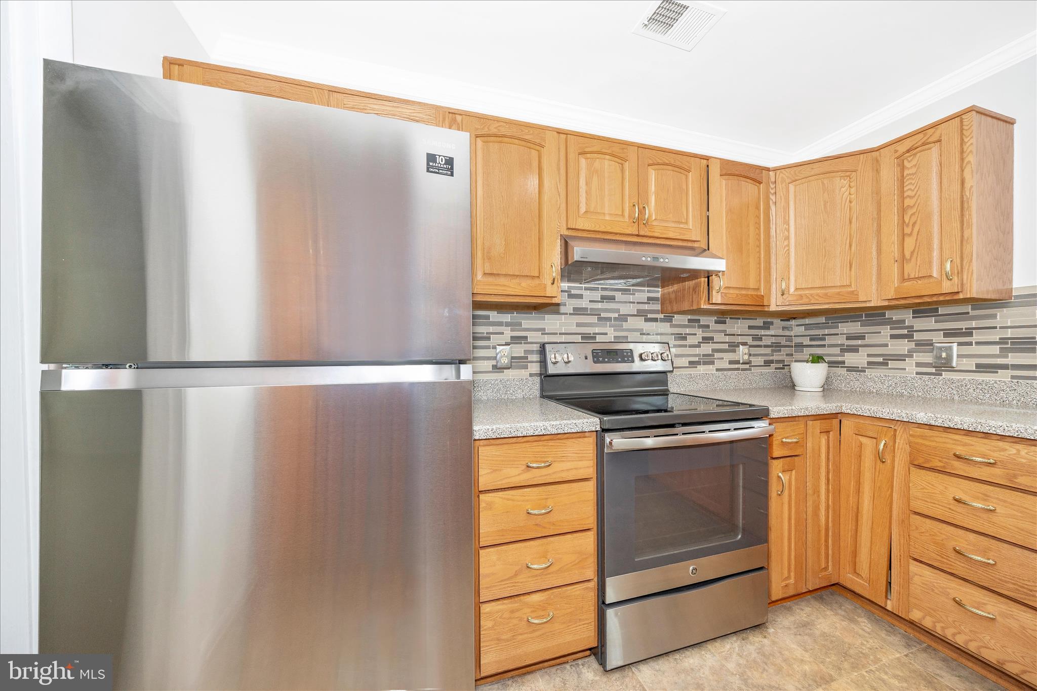 CRESTVIEW ESTATES - Residential