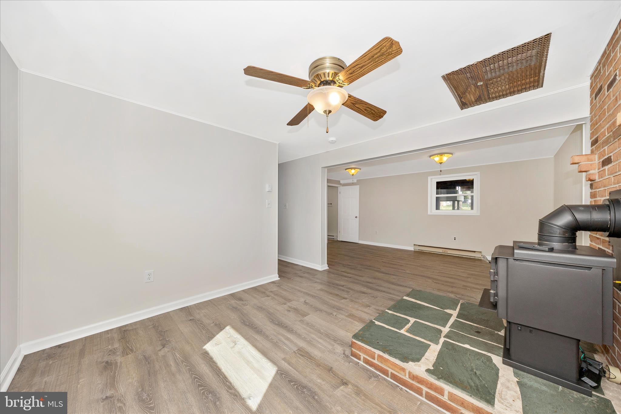 CRESTVIEW ESTATES - Residential