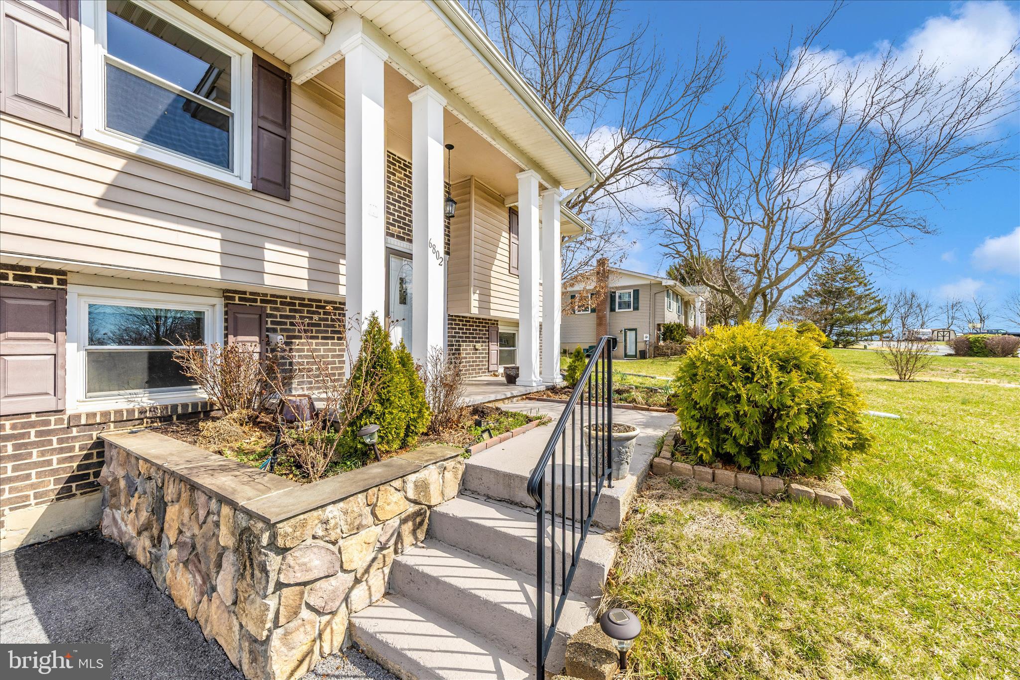 CRESTVIEW ESTATES - Residential