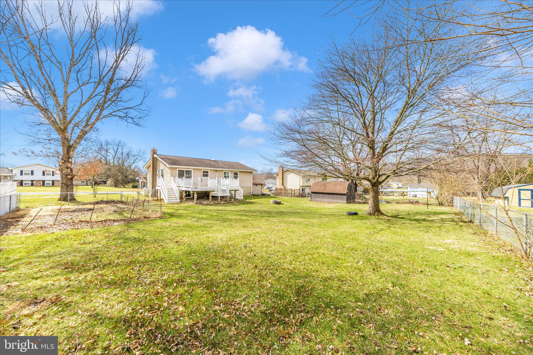 CRESTVIEW ESTATES - Residential