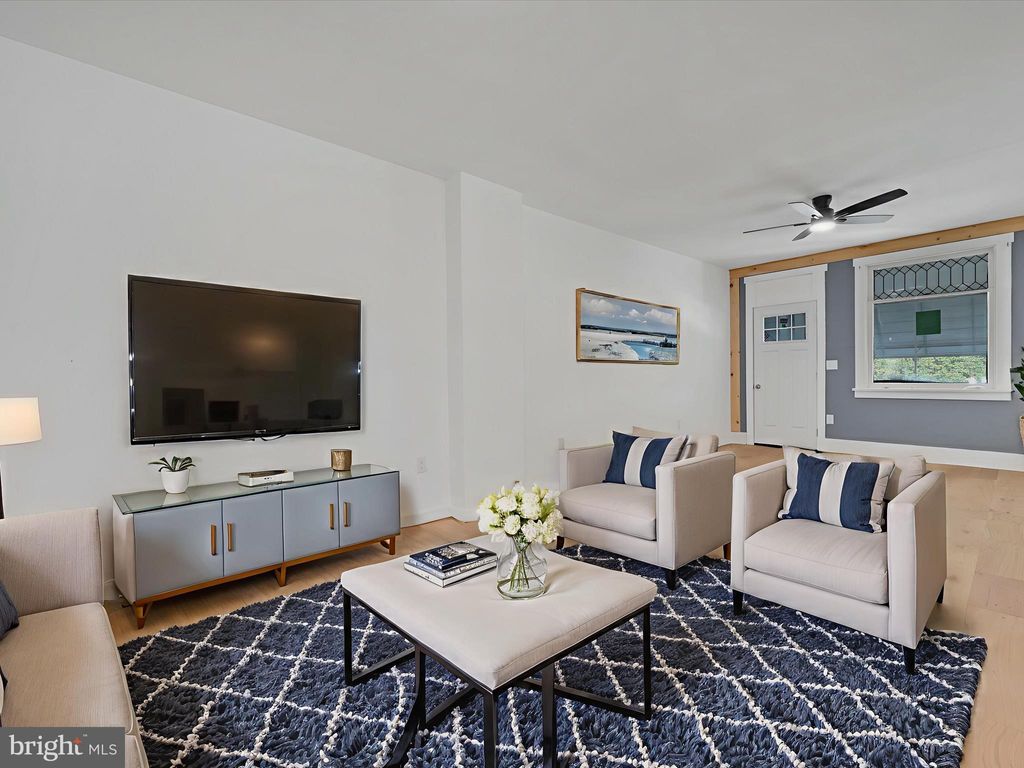 Photo of 520 E 5th Street, MOUNT CARMEL, PA 17851 (MLS # PANU2002736)