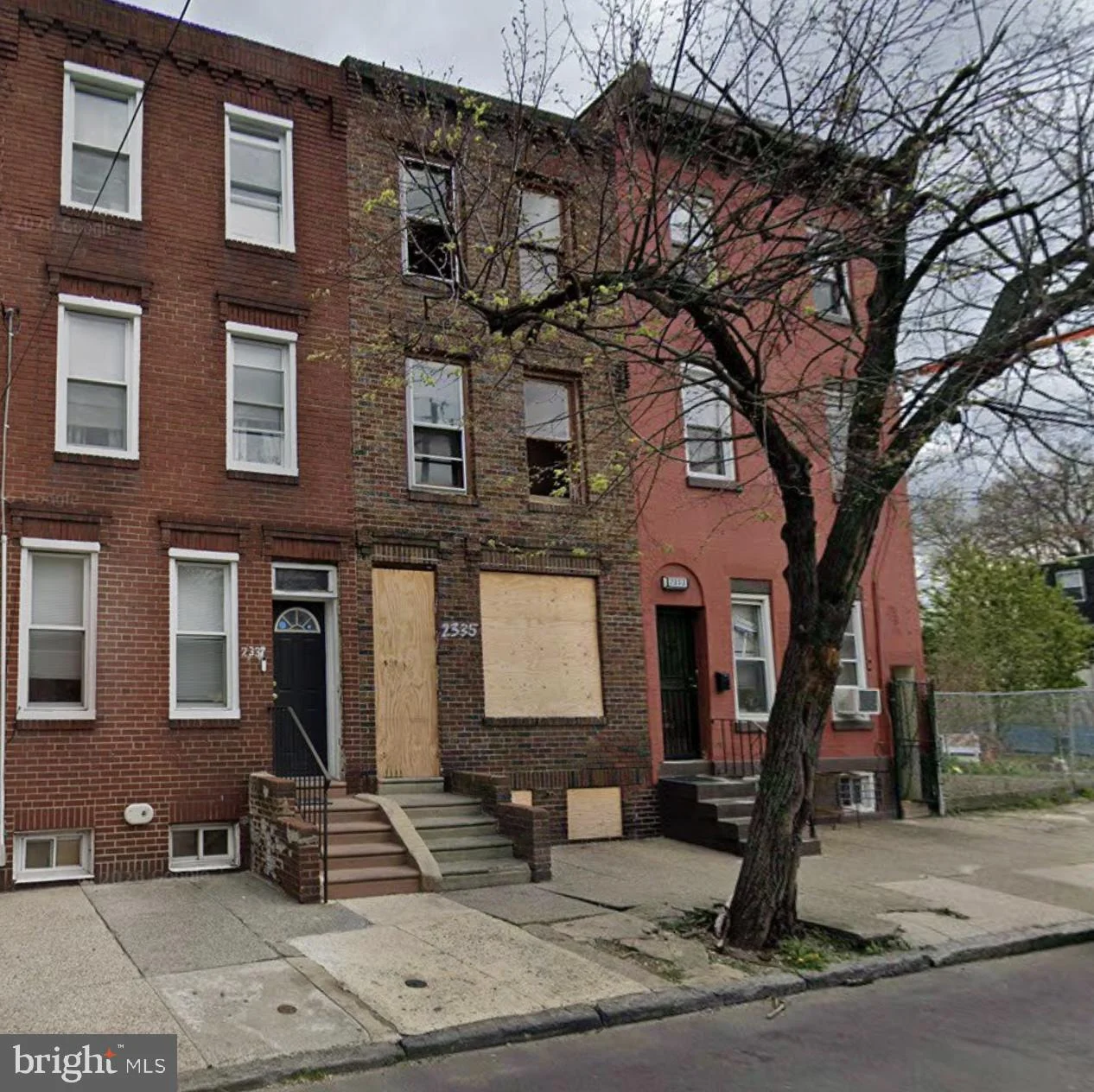2335 N 5th Street