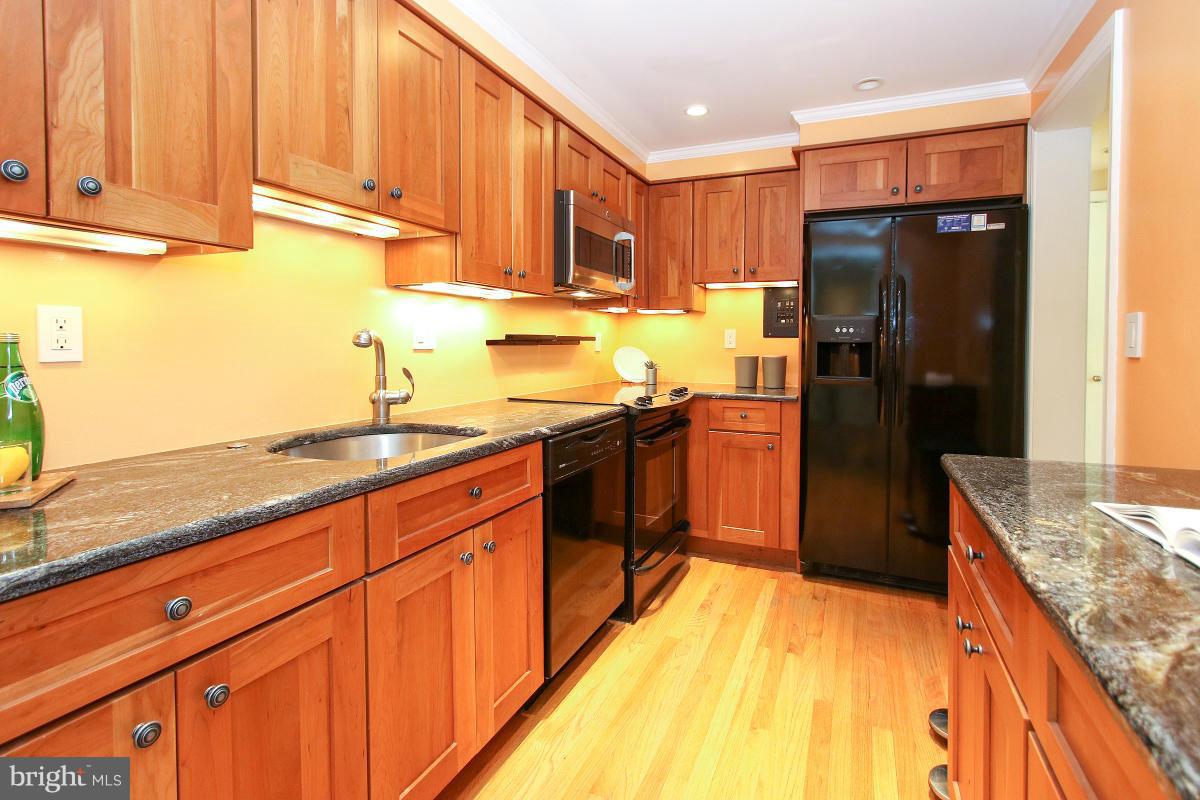 SUMNER COURT CODM - Residential