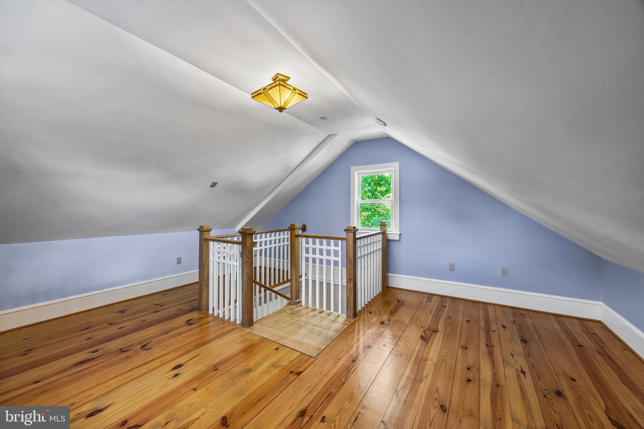 EASTPORT - Residential