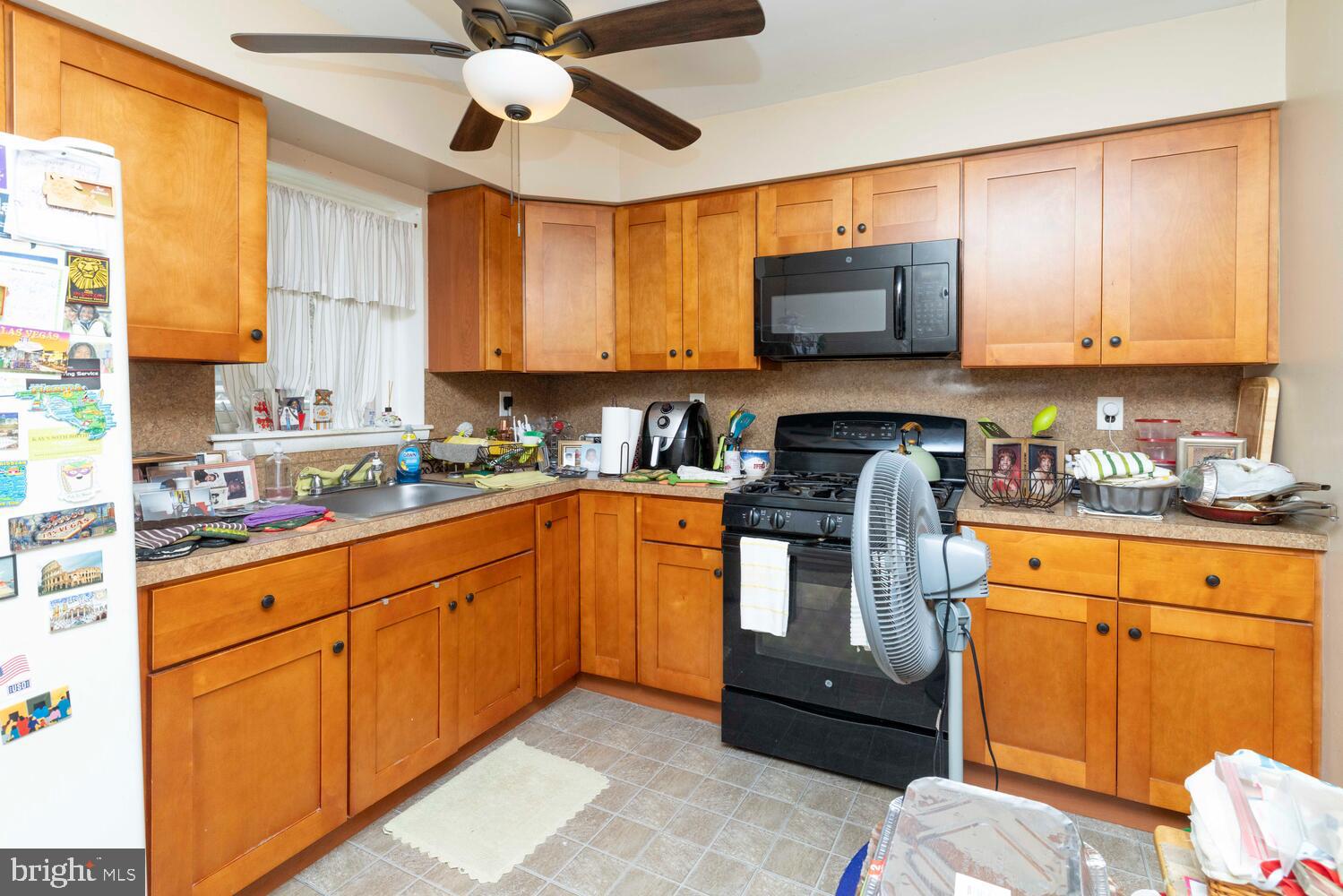 GERMANTOWN (EAST) - Residential