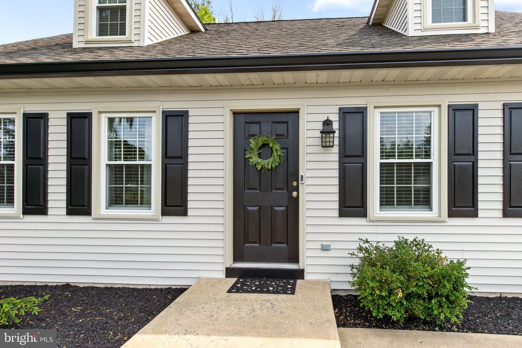 Photo of 13 SUMMERS DR, STEVENS, PA 17578 (MLS # PALA2036404)