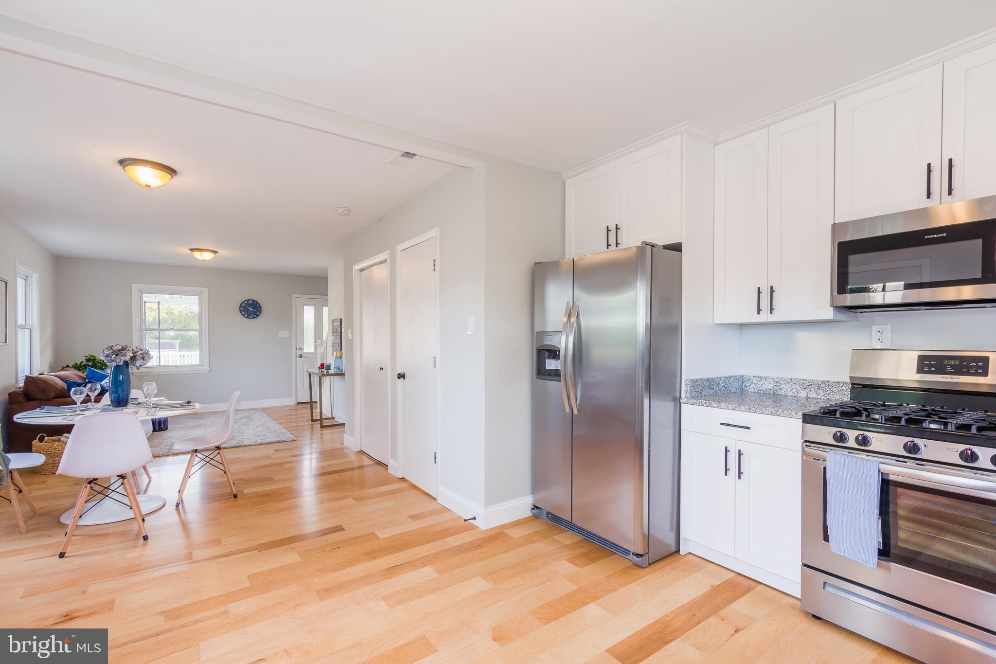 LODGE FOREST MANOR - Residential