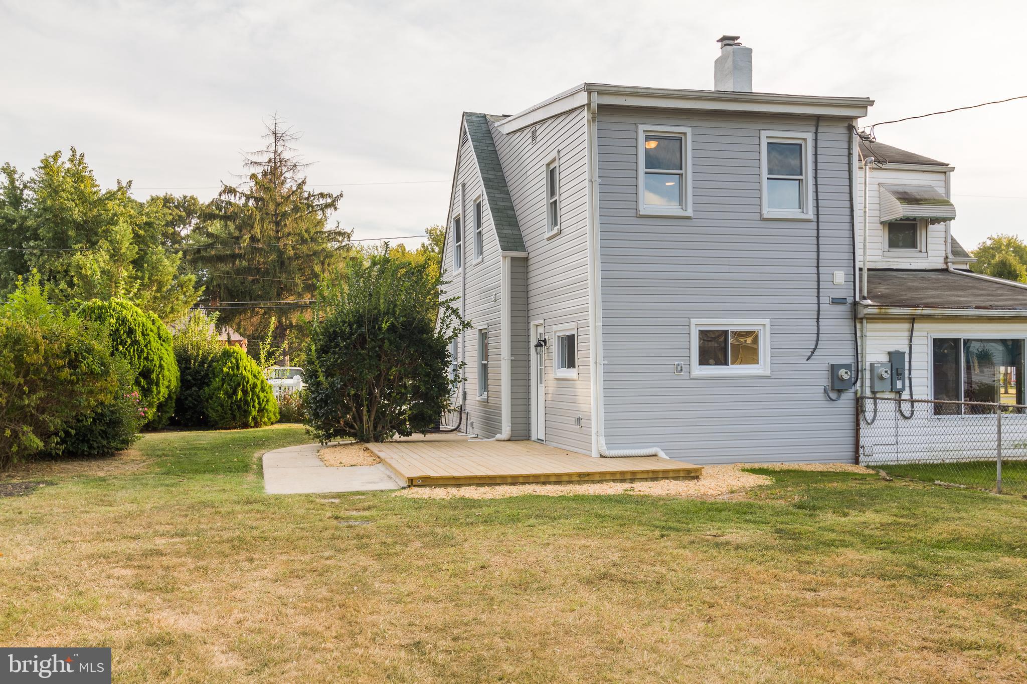 LODGE FOREST MANOR - Residential