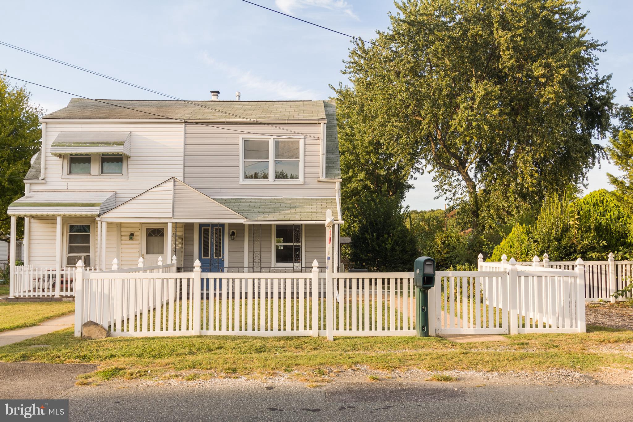 LODGE FOREST MANOR - Residential