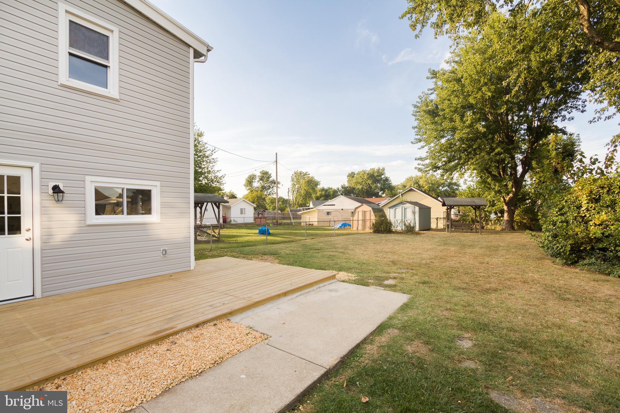 LODGE FOREST MANOR - Residential