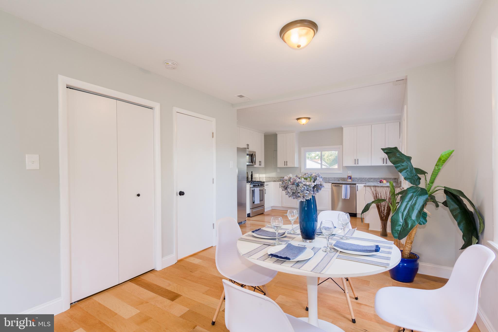 LODGE FOREST MANOR - Residential