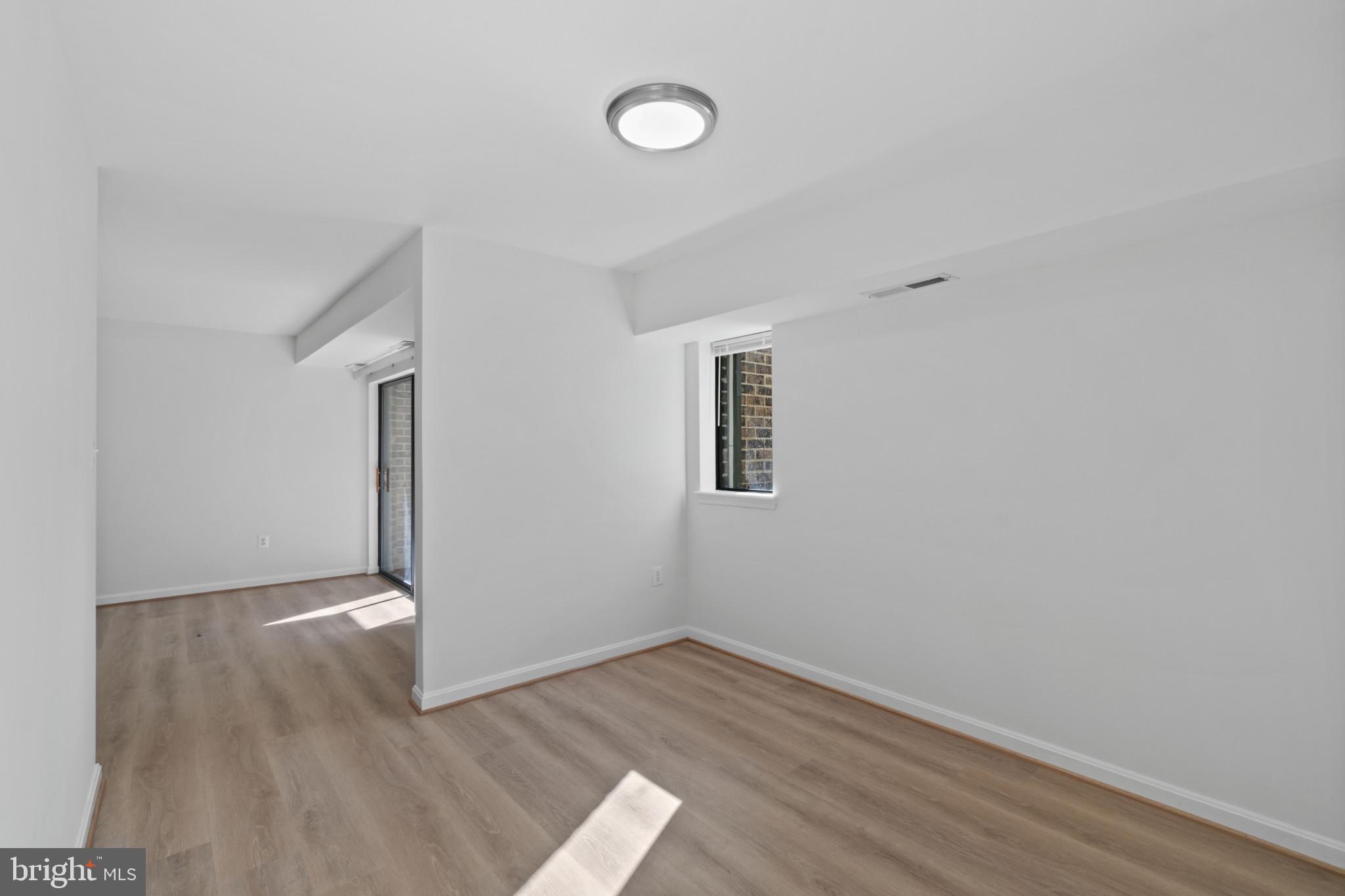 FAIRWINDS OF ANNAPOLIS - Residential Lease