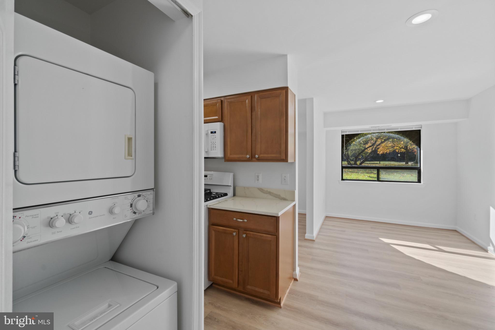 FAIRWINDS OF ANNAPOLIS - Residential Lease