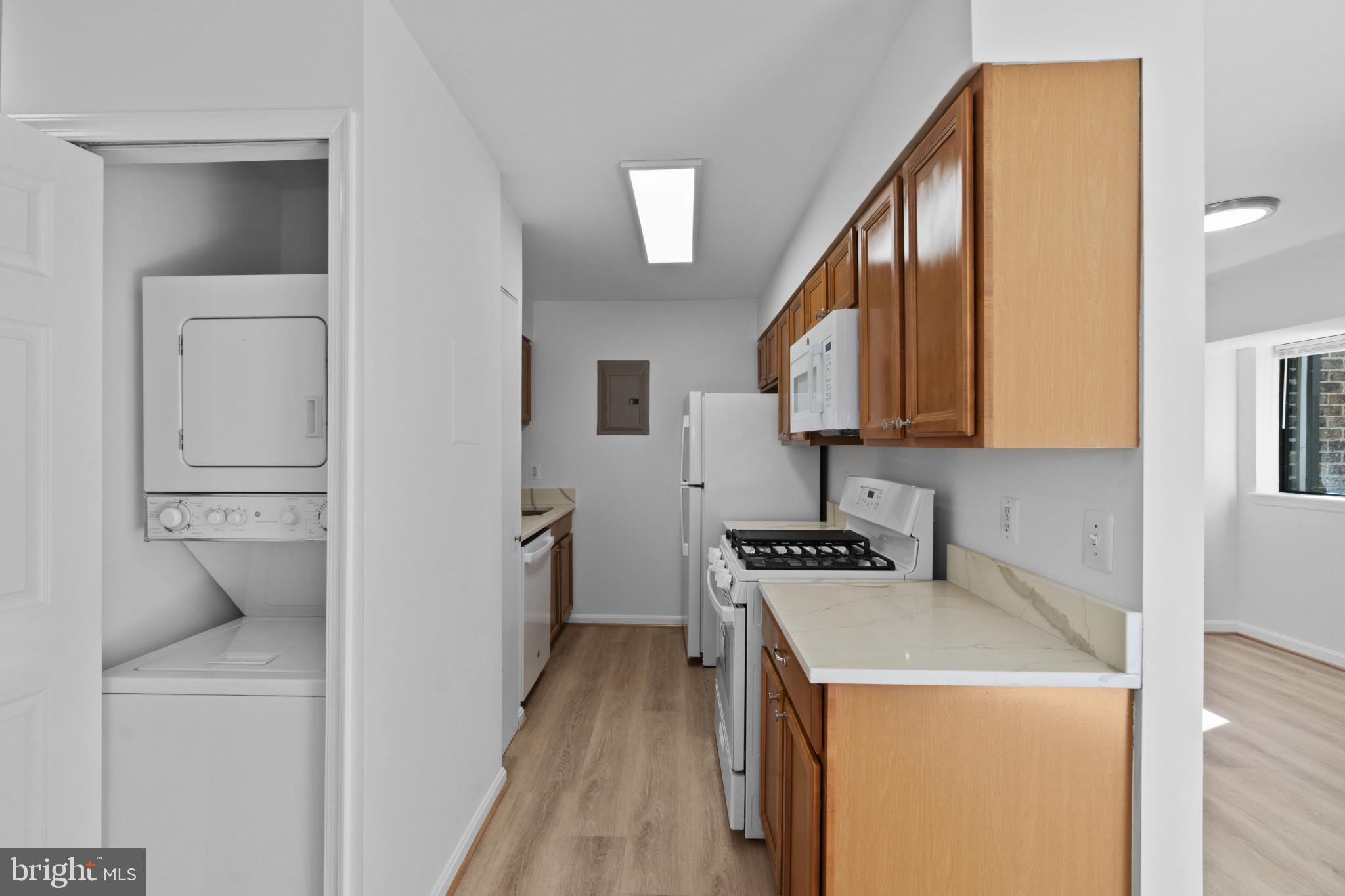 FAIRWINDS OF ANNAPOLIS - Residential Lease