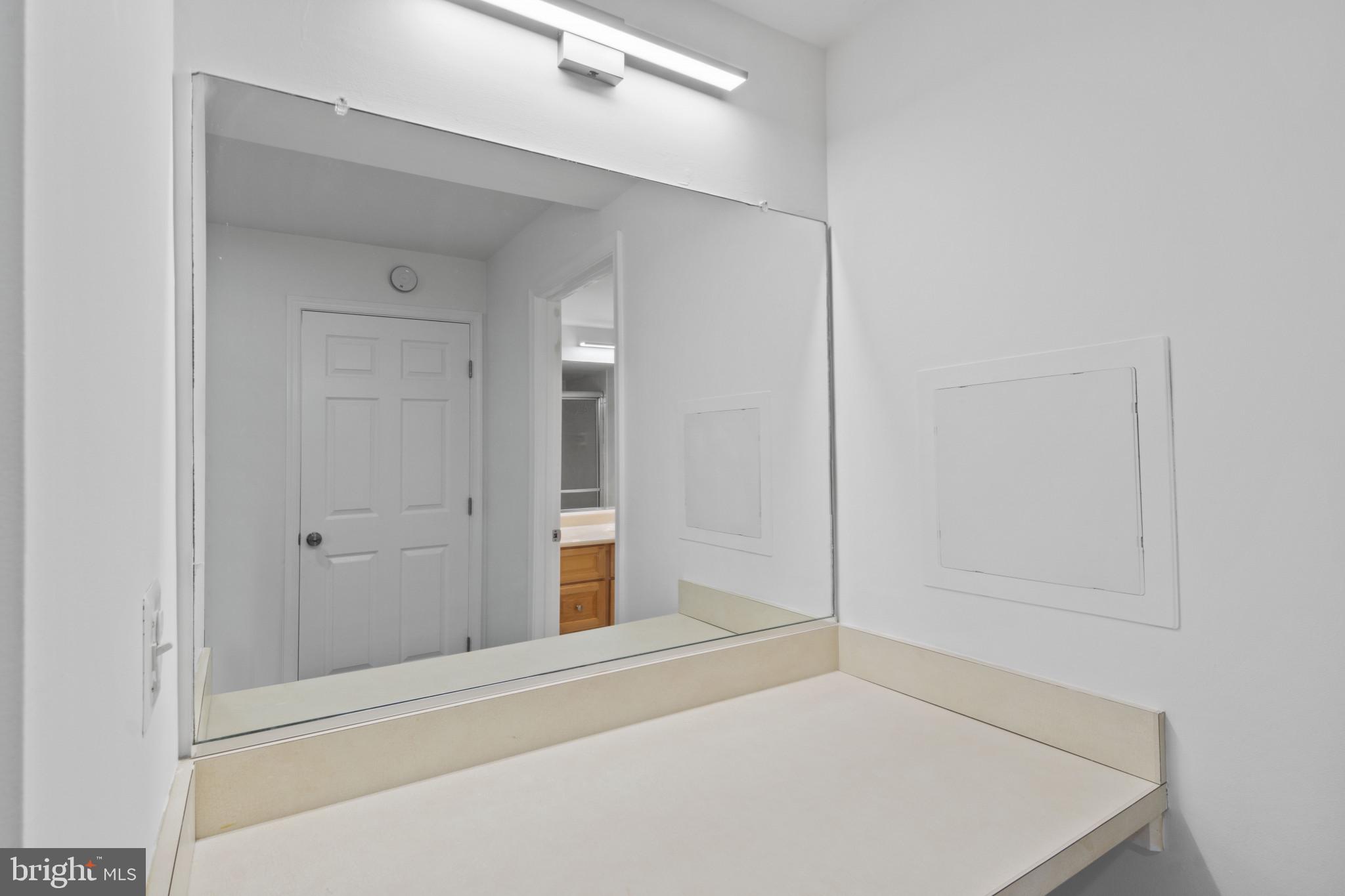 FAIRWINDS OF ANNAPOLIS - Residential Lease