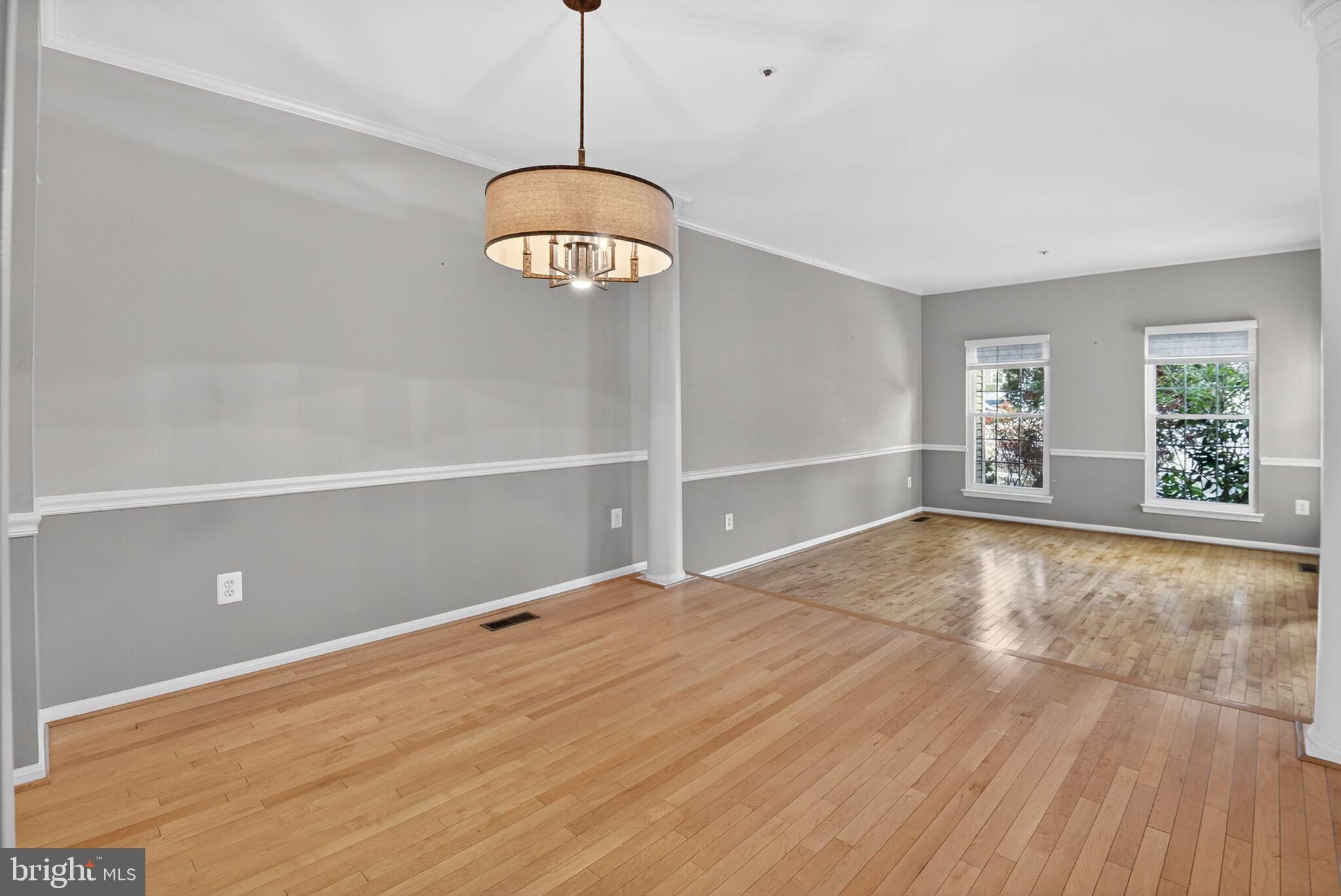 LAKE HALLOWELL - Residential