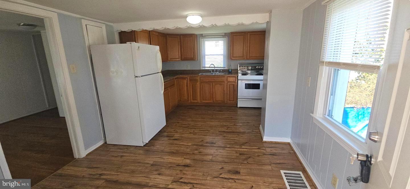 1057 FOREMAN LANE