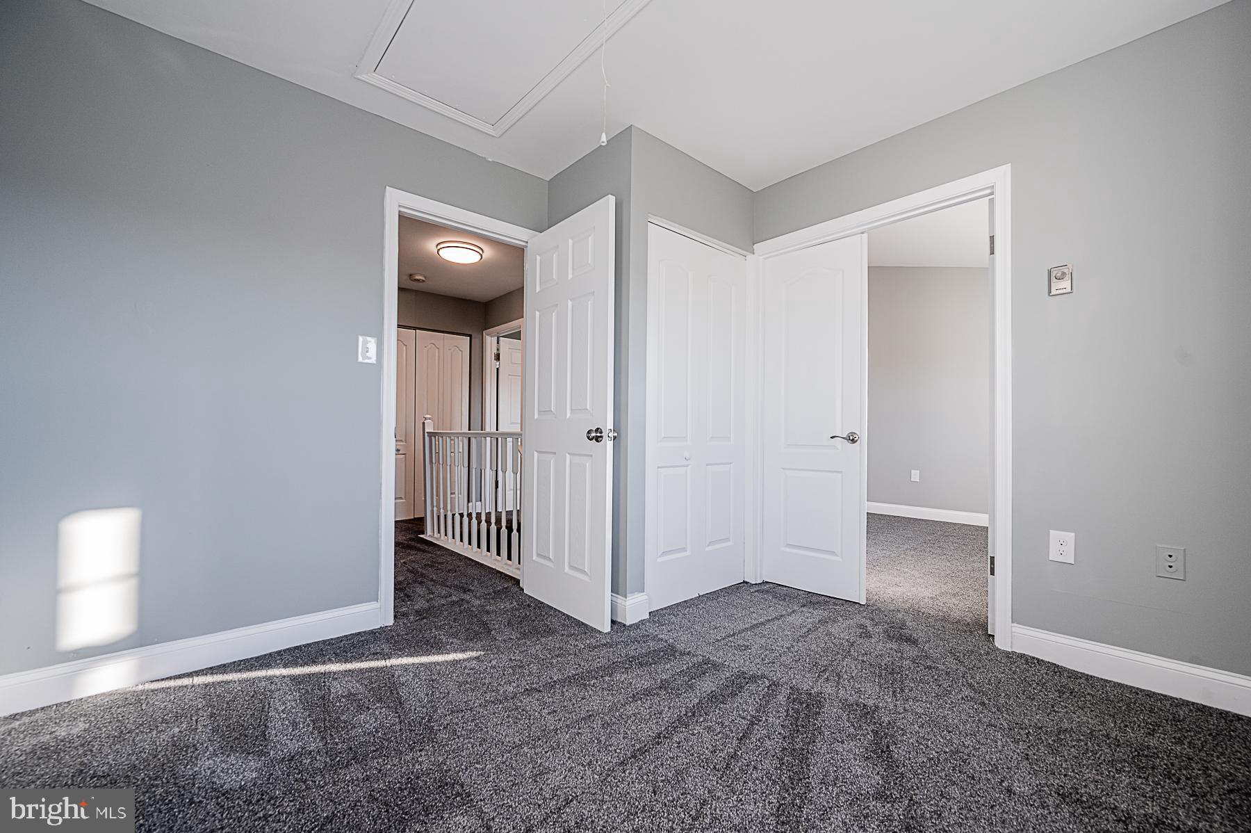 SUBURBIA/VILLAGE OF TIMBER GROVE - Residential