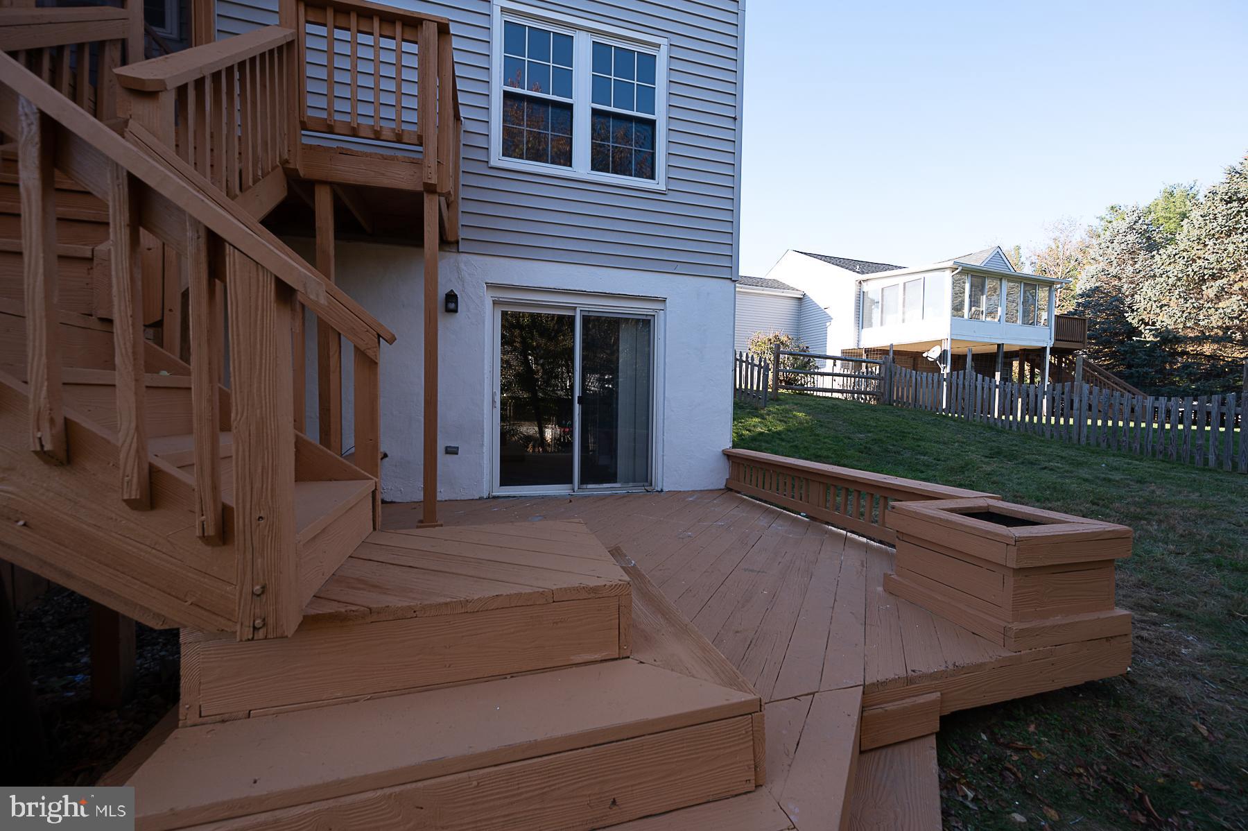 SUBURBIA/VILLAGE OF TIMBER GROVE - Residential