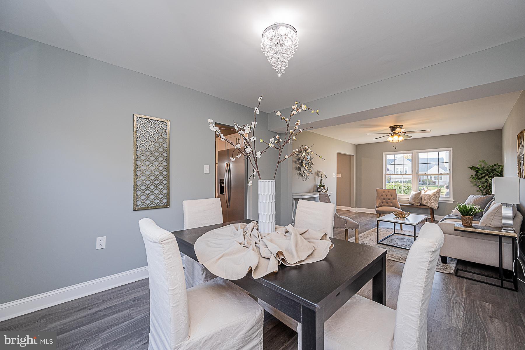 SUBURBIA/VILLAGE OF TIMBER GROVE - Residential