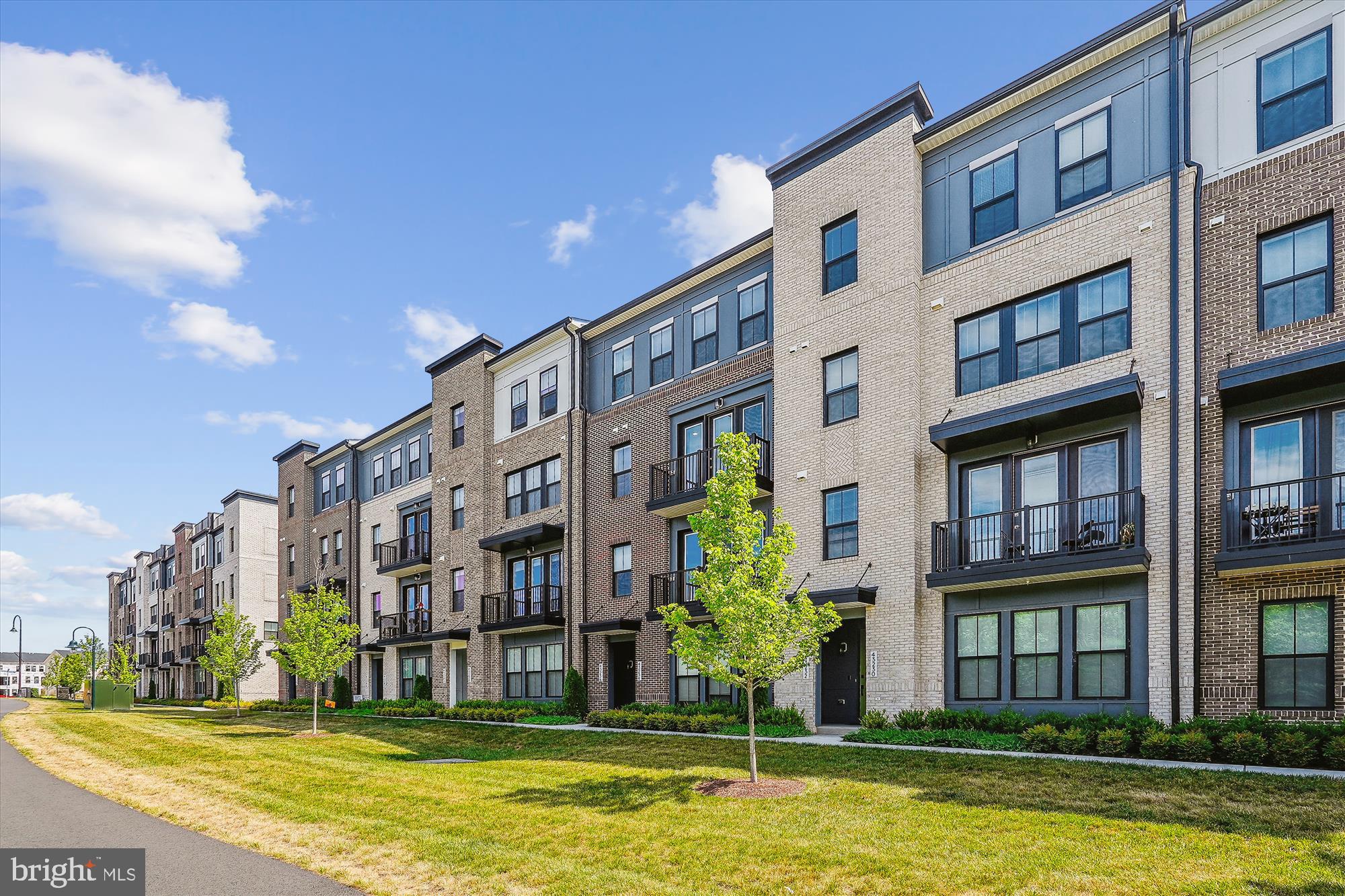 DEMOTT & SILVER - Residential