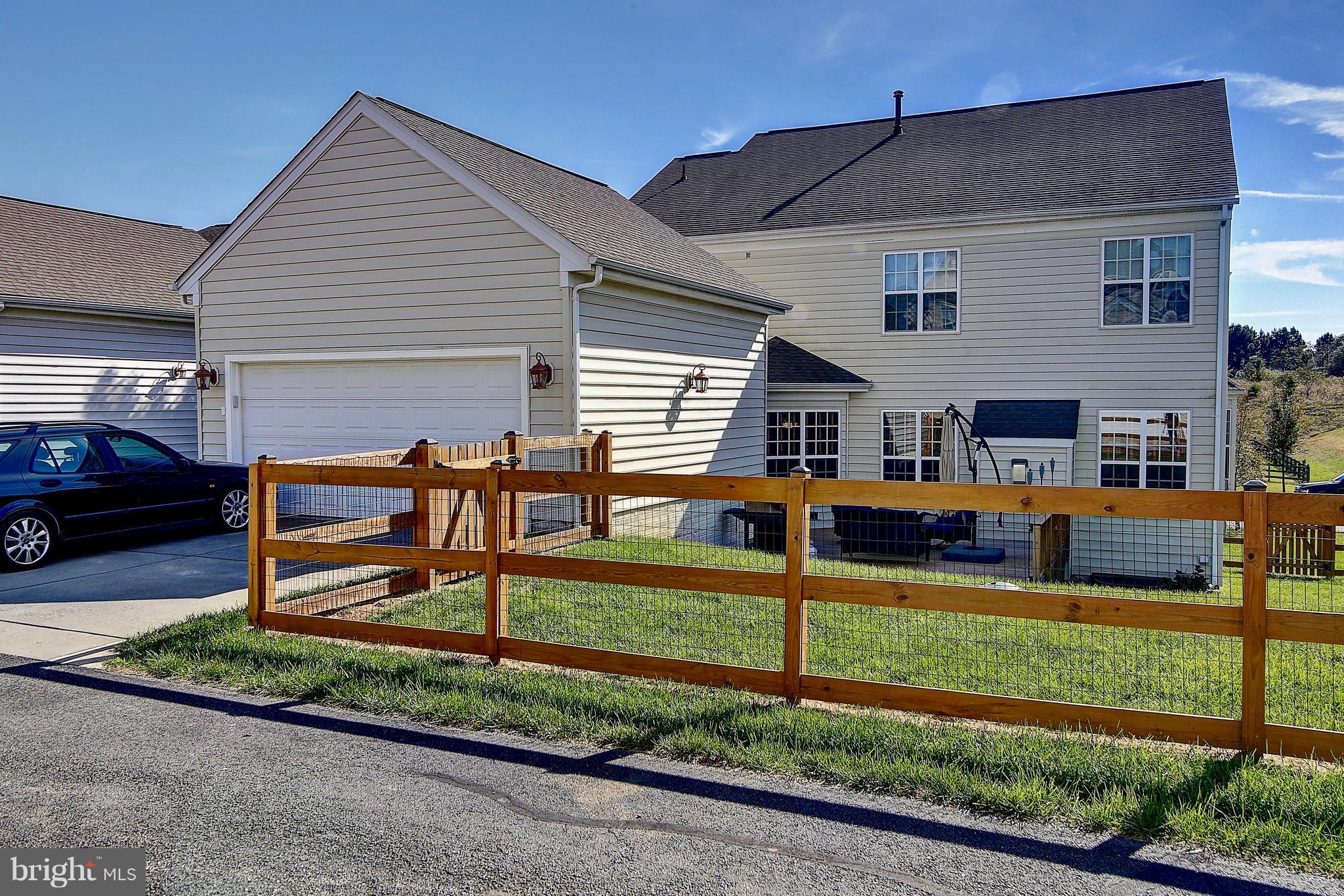 ELYSIAN HEIGHTS - Residential