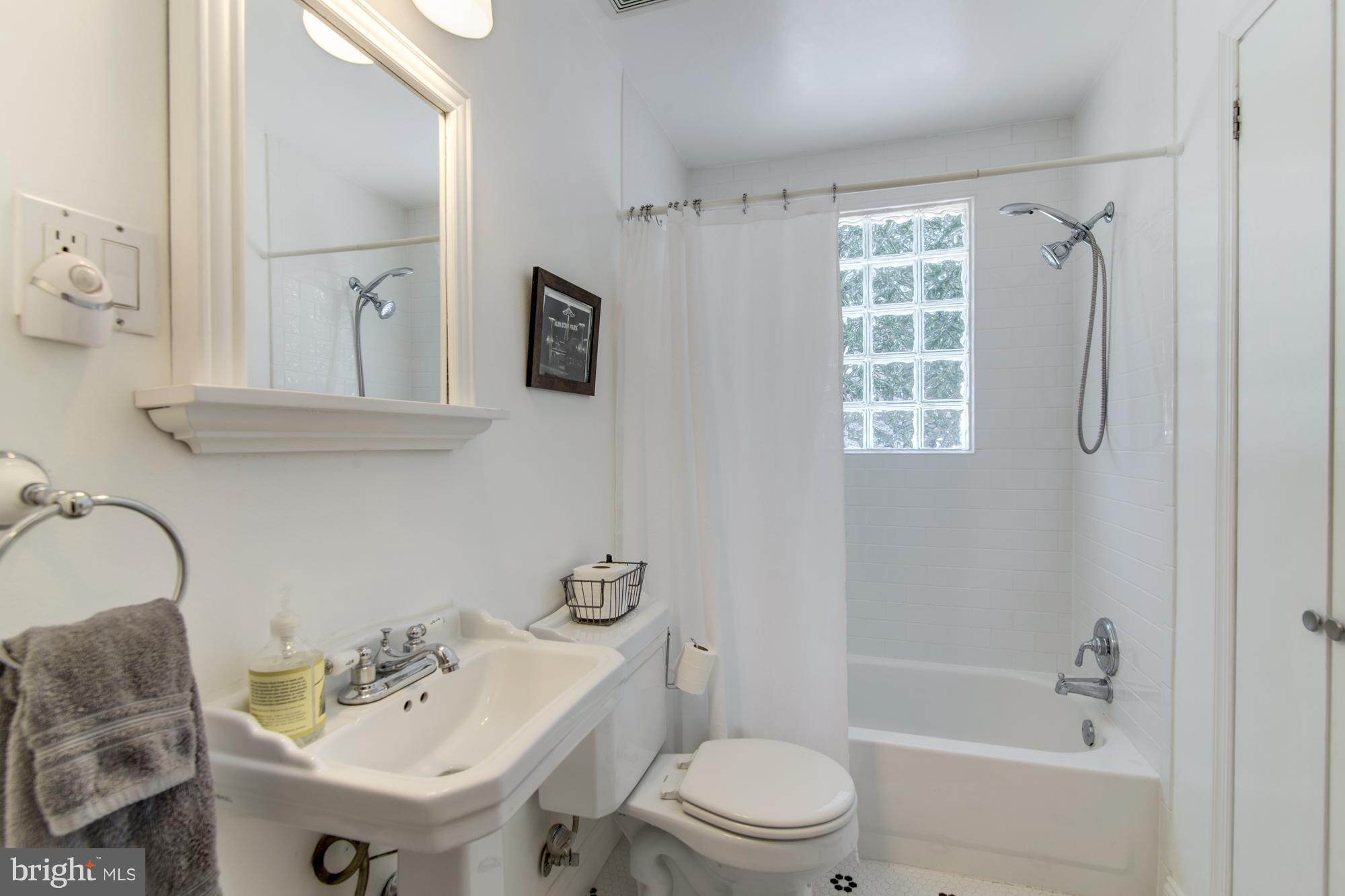 WILLIAMS WESTMORE - Residential