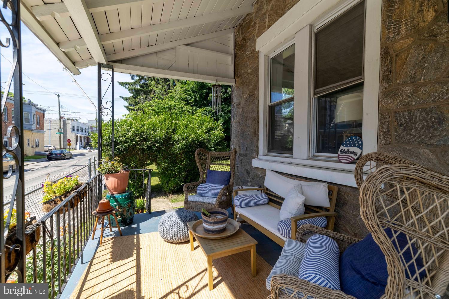 121 E PLEASANT STREET