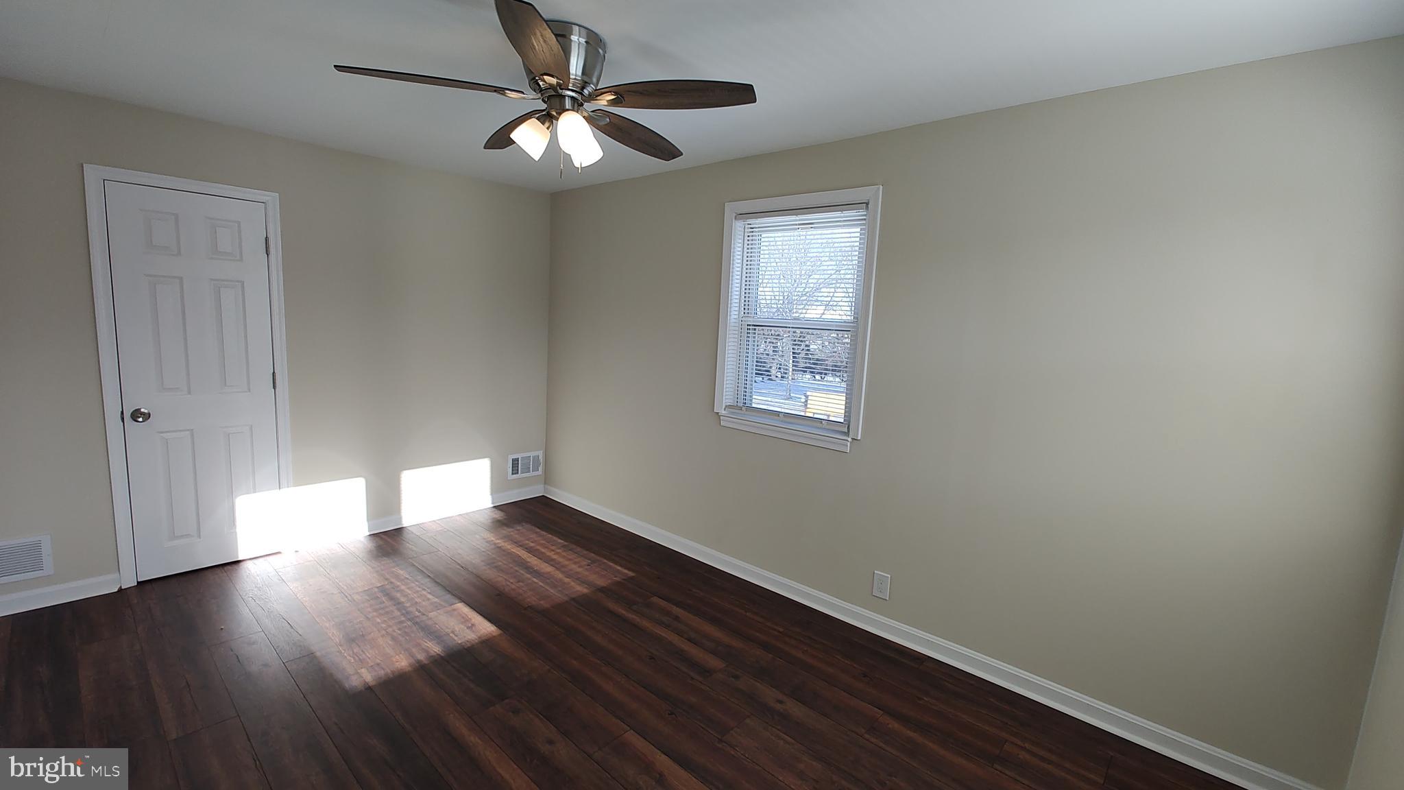 HAWTHORNE - Residential