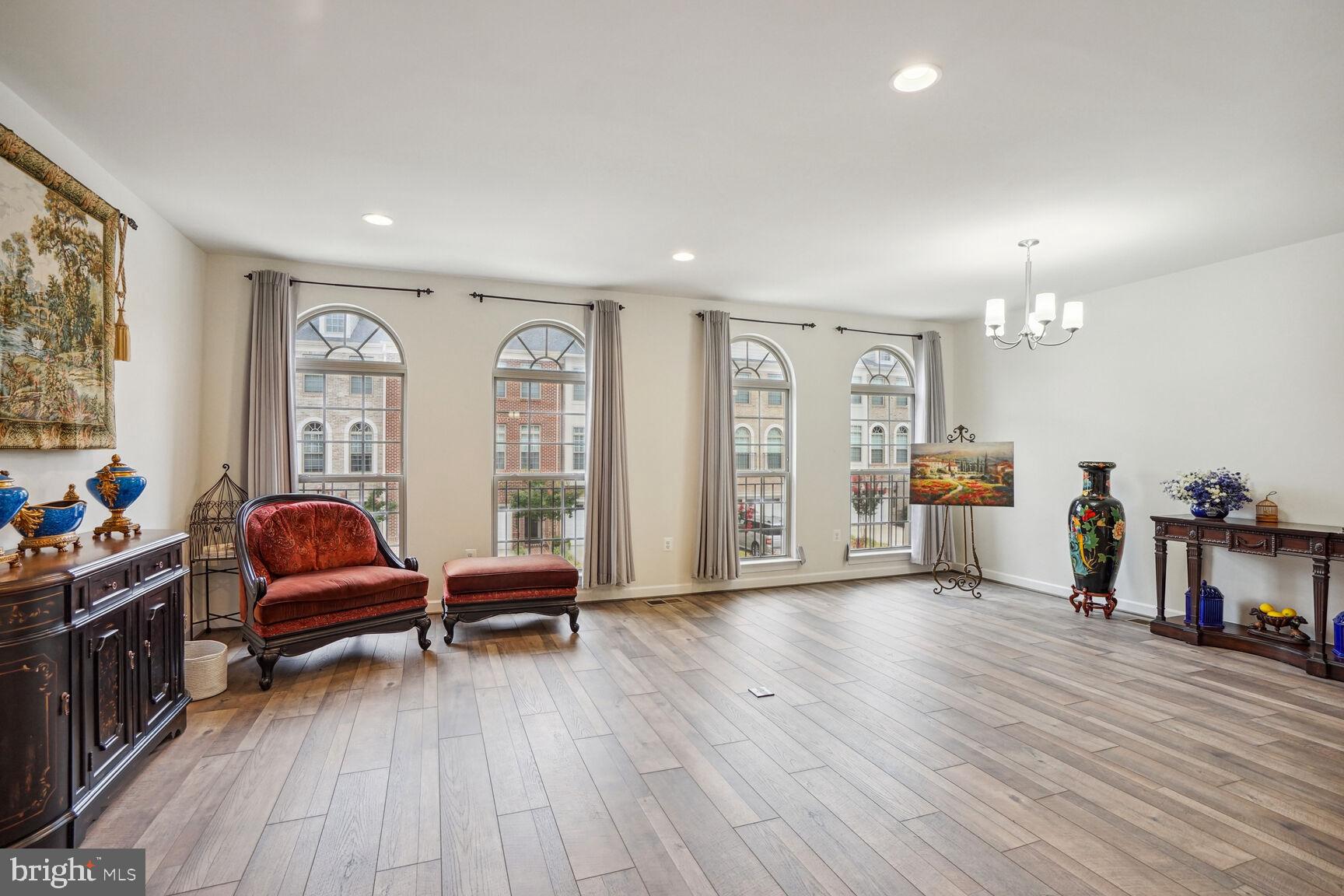 LAKE MANASSAS - Residential