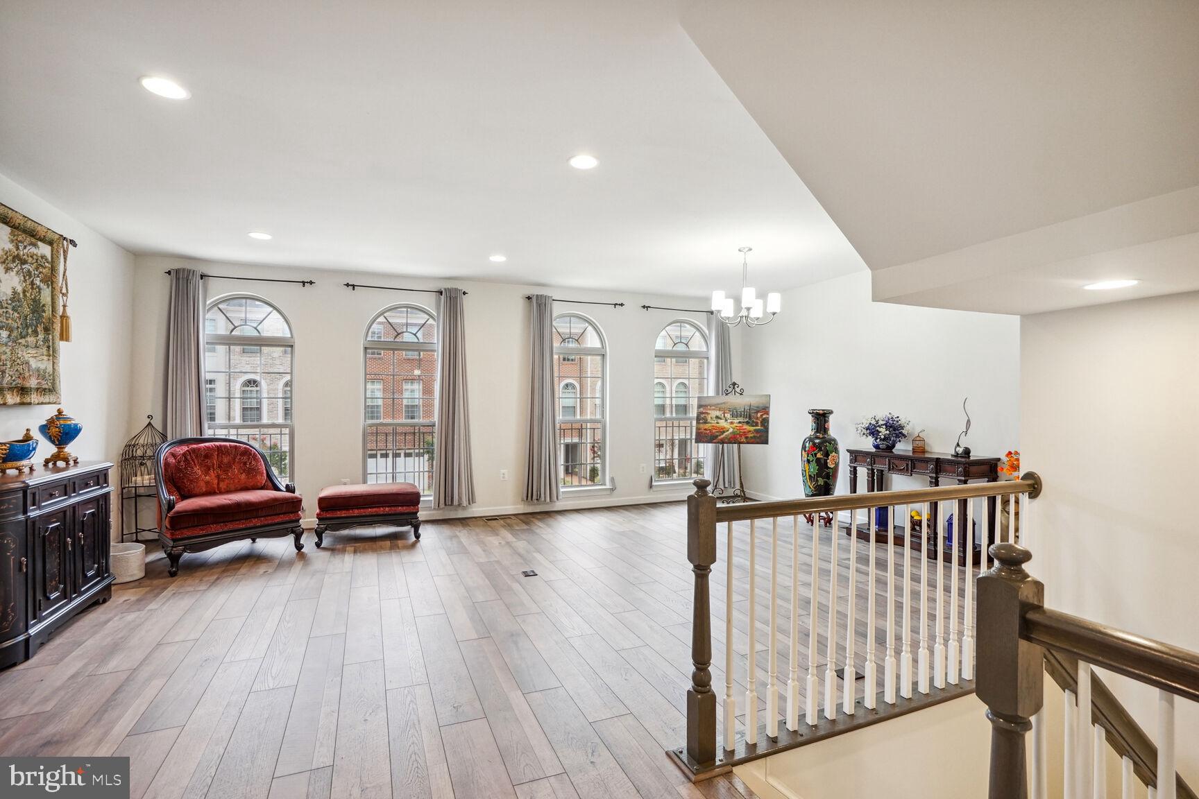 LAKE MANASSAS - Residential