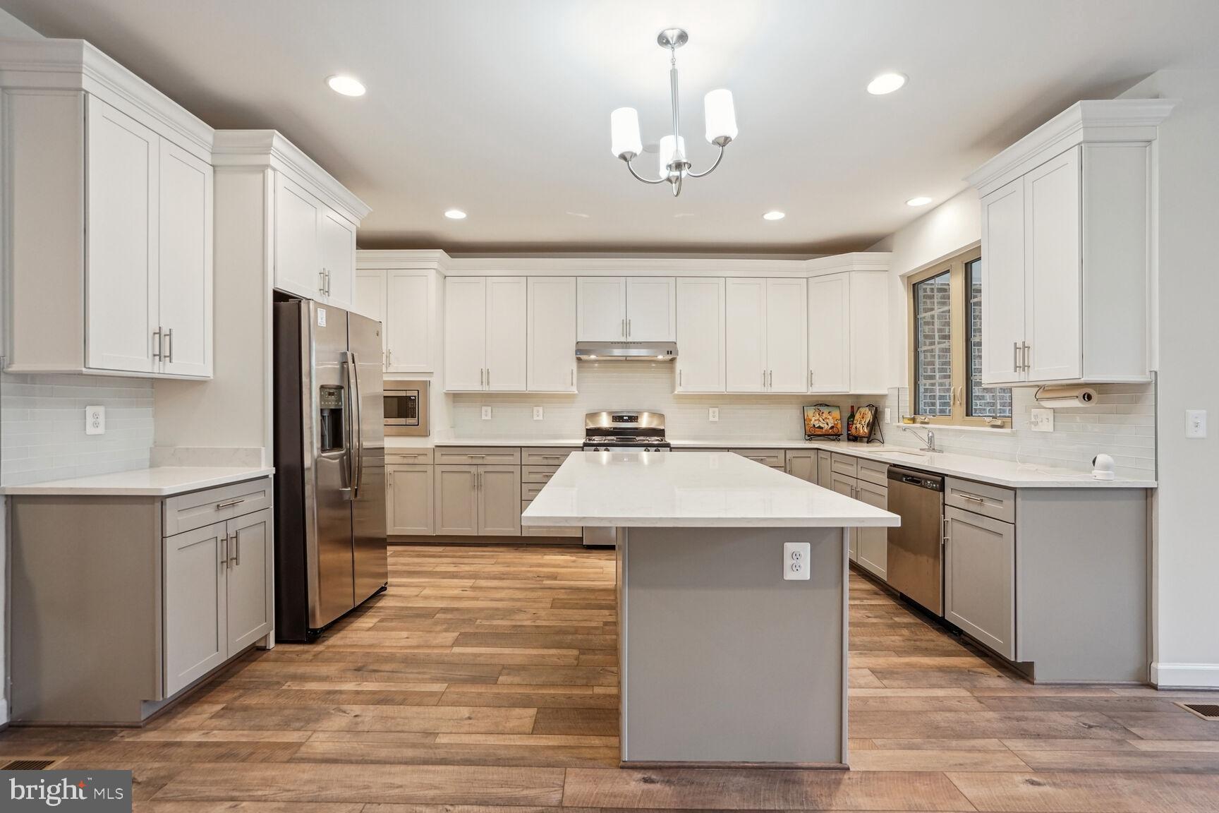 LAKE MANASSAS - Residential