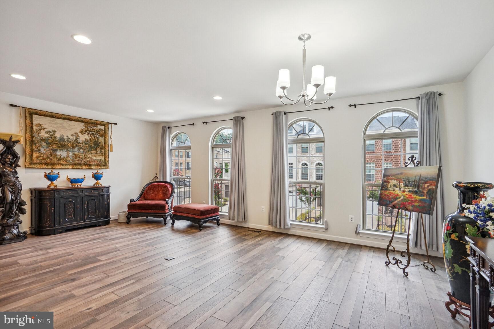 LAKE MANASSAS - Residential