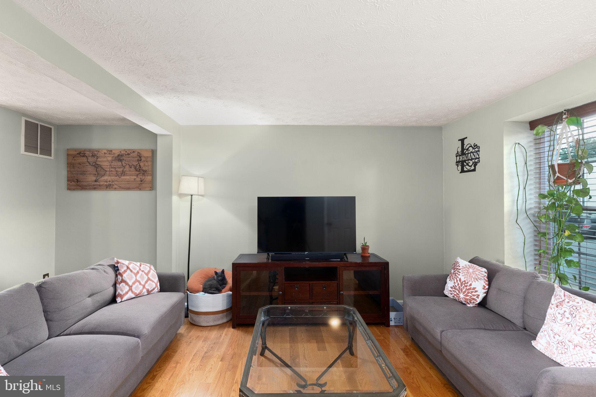 1323 ACORN RIDGE
