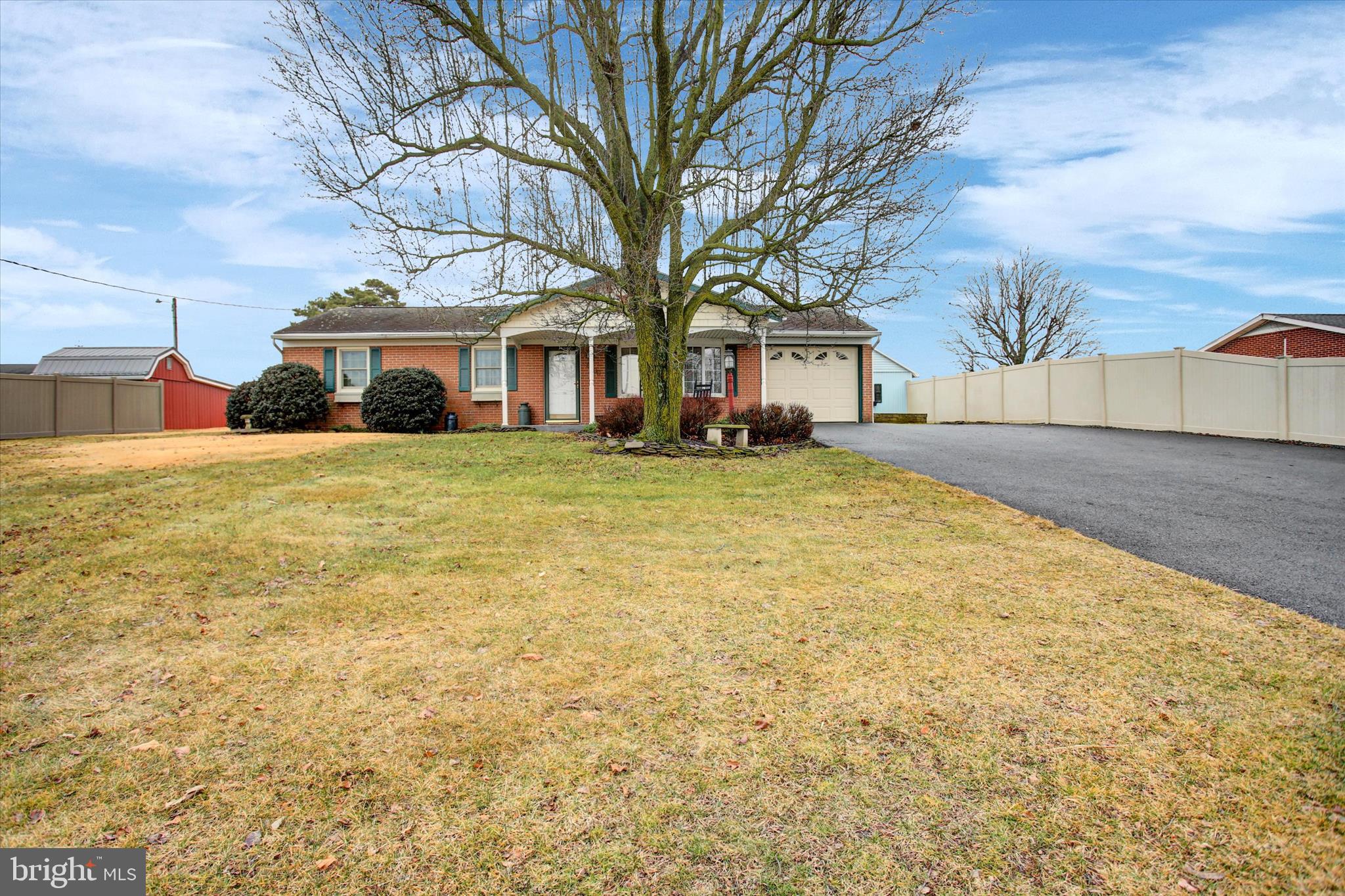 WAYNESBORO - Residential