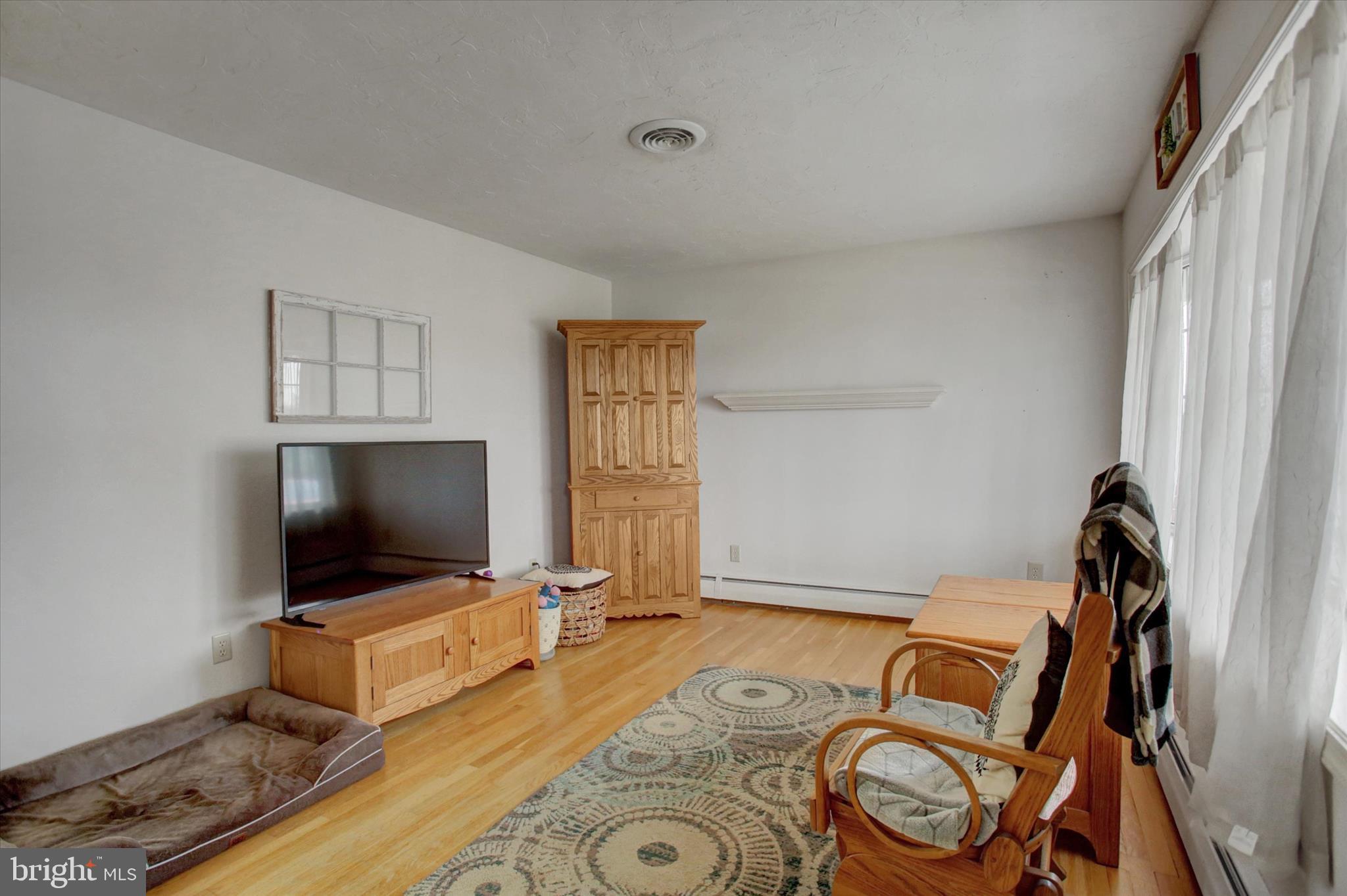 WAYNESBORO - Residential