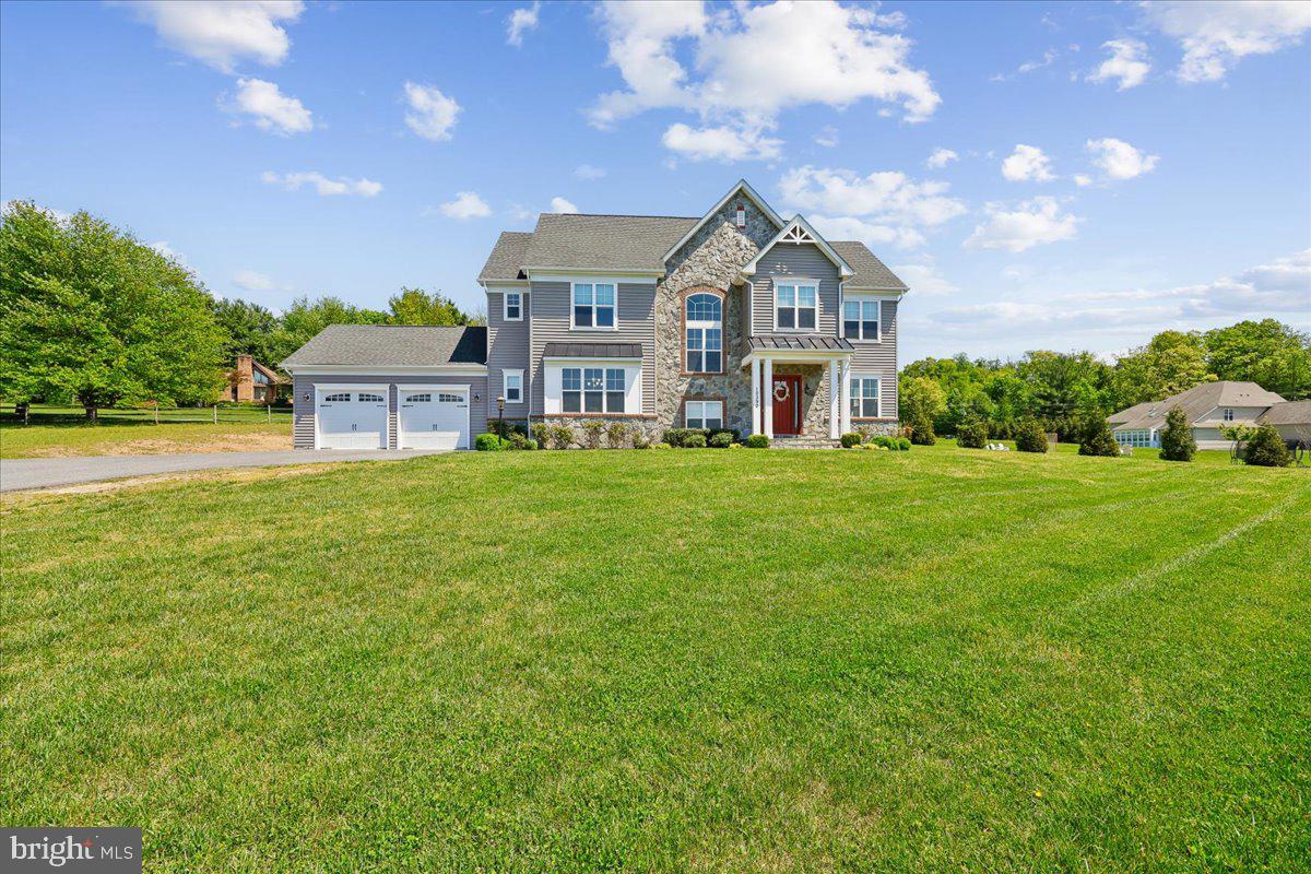 SPRING HOLLOW - Residential