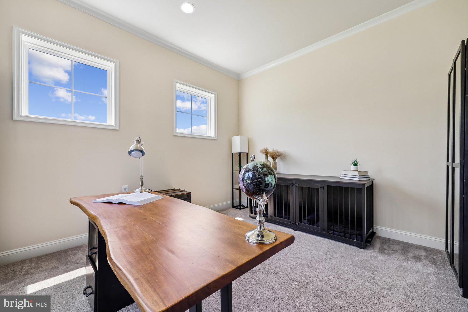 SPRING HOLLOW - Residential
