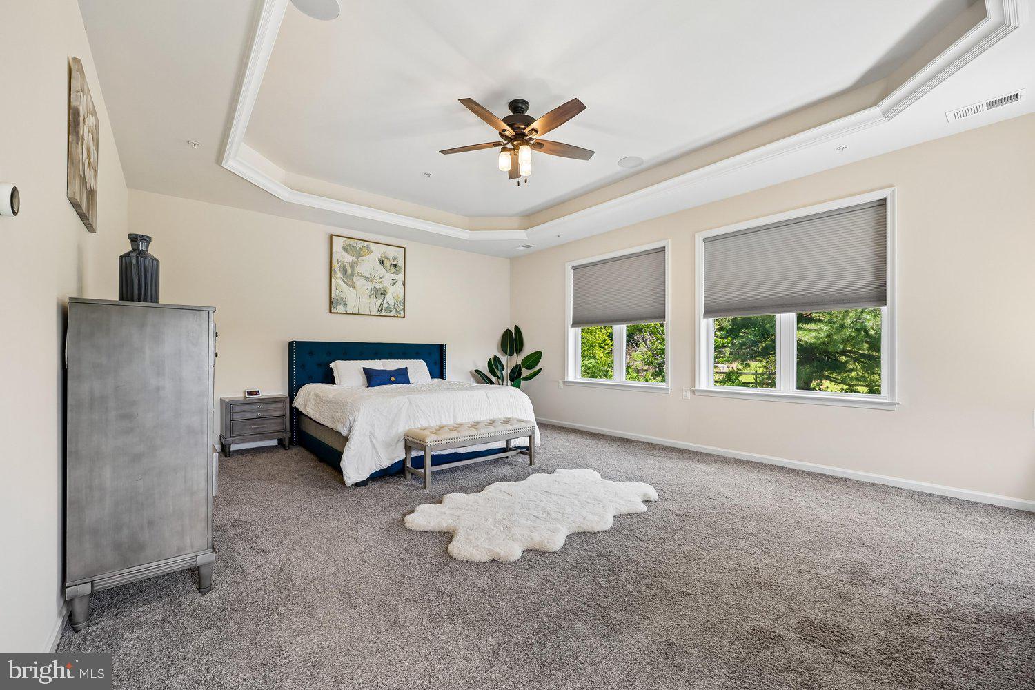 SPRING HOLLOW - Residential