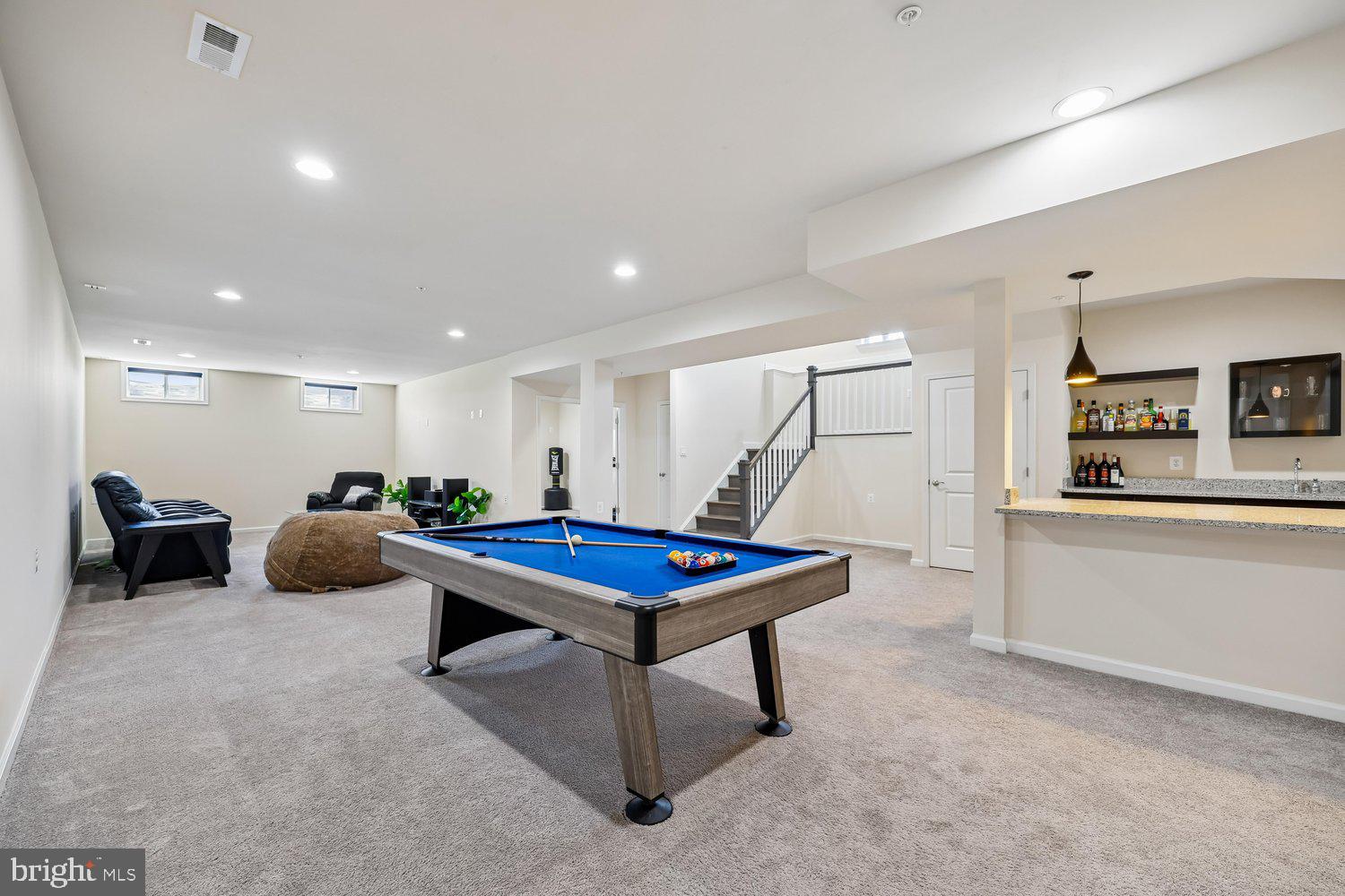 SPRING HOLLOW - Residential
