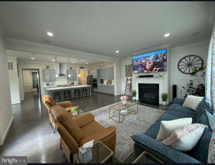 10390 SPRINGSIDE TERRACE