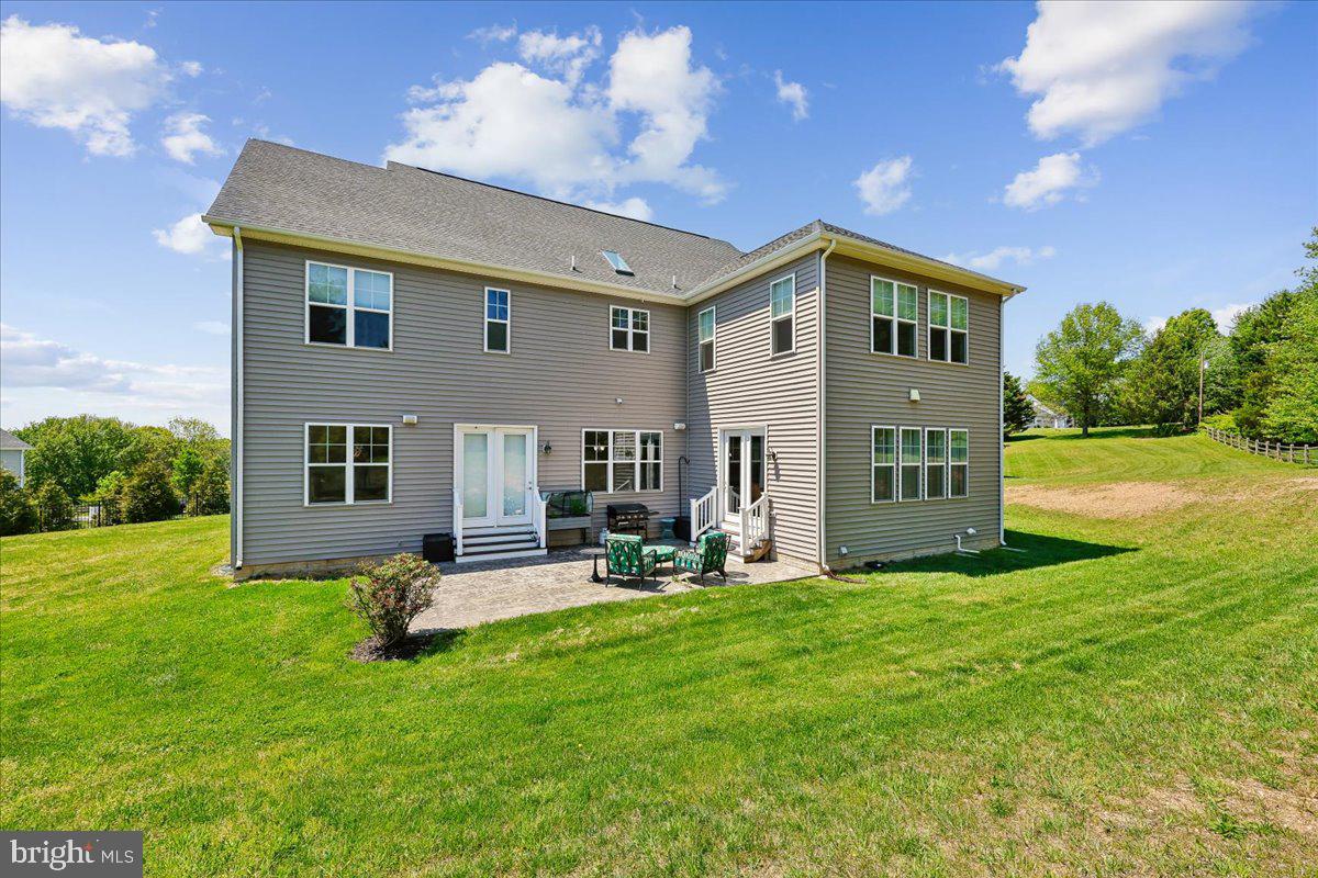 SPRING HOLLOW - Residential