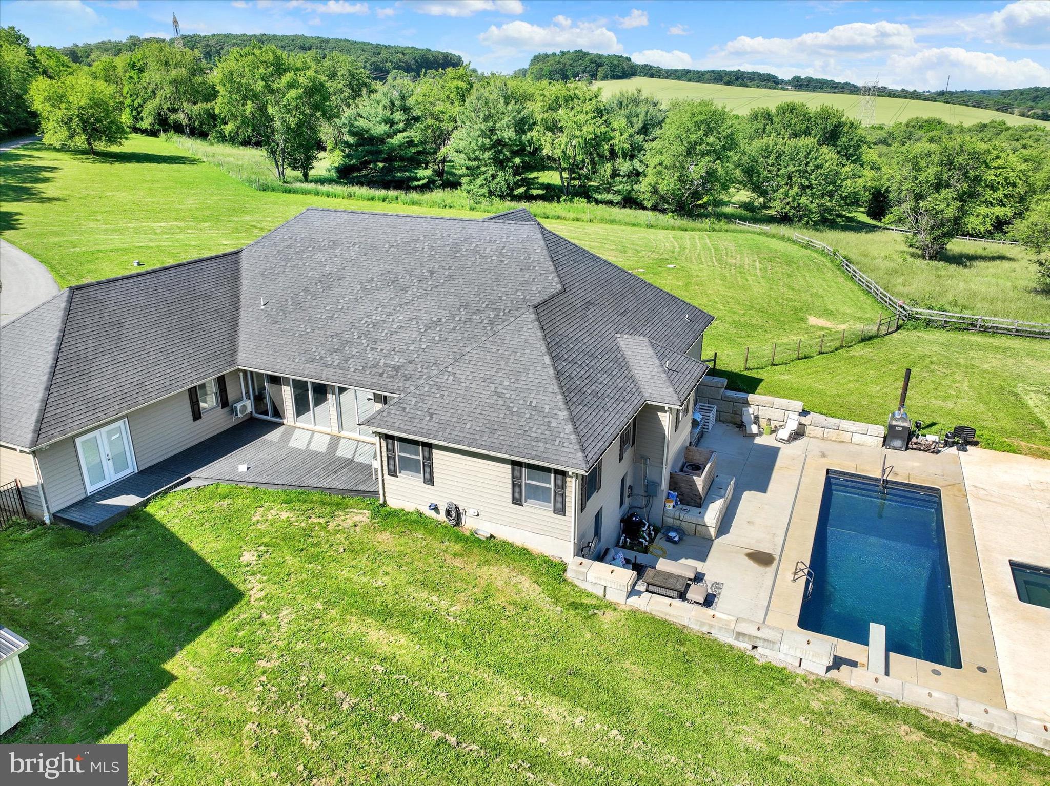 1685 BAHNS MILL ROAD