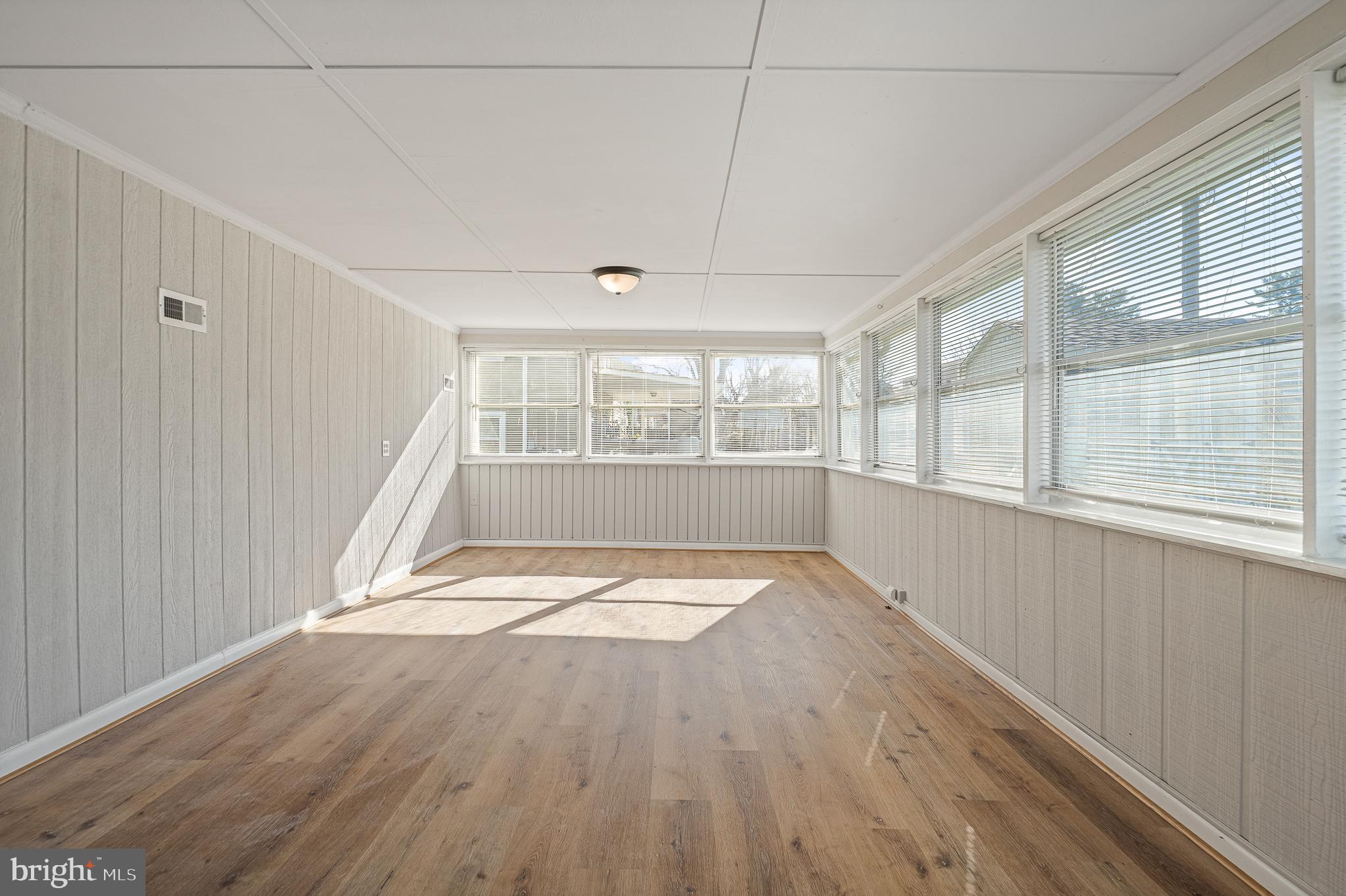 MICHAELTON MANOR - Residential