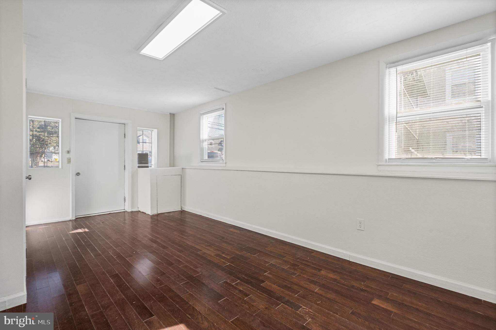 MICHAELTON MANOR - Residential