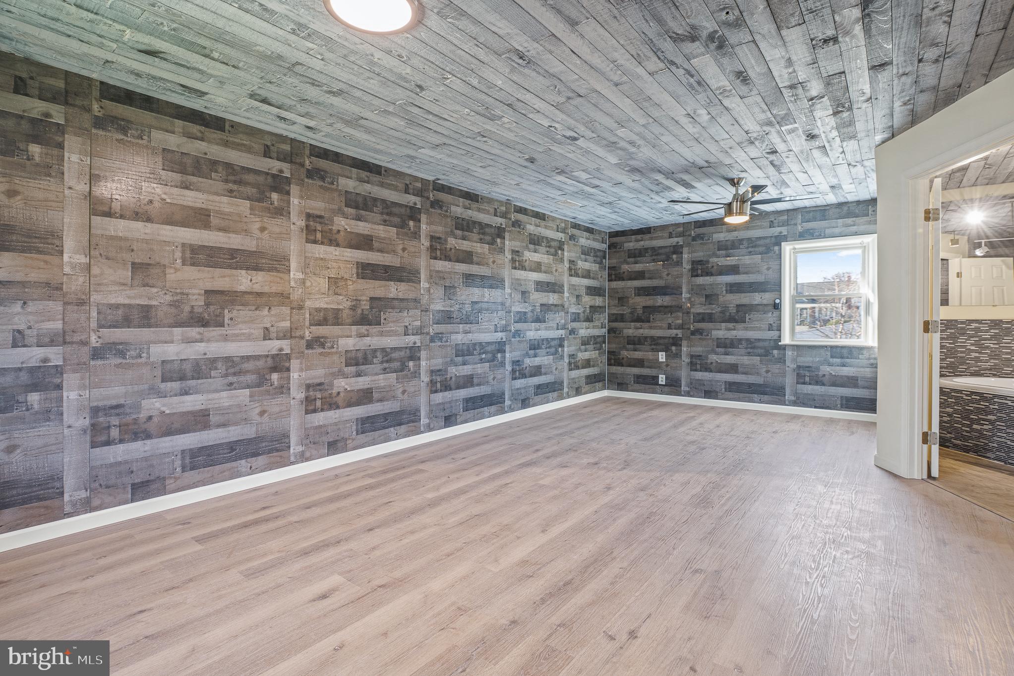 MICHAELTON MANOR - Residential