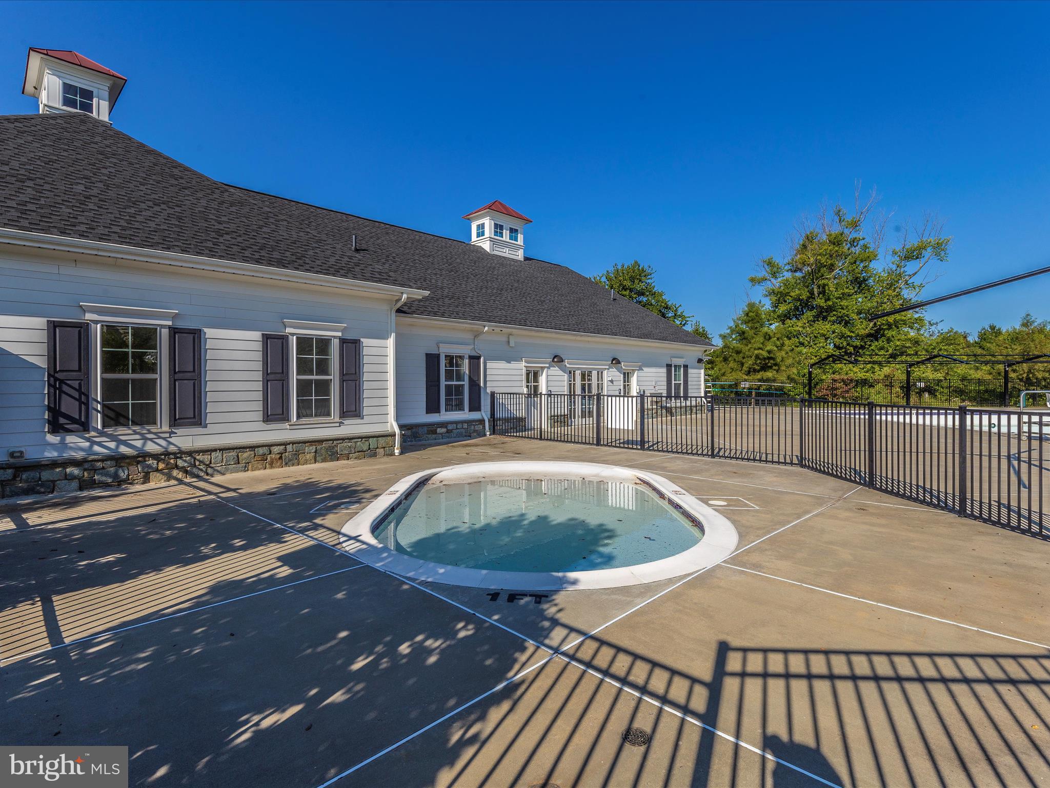 COURTS OF CLARKSBURG - Residential