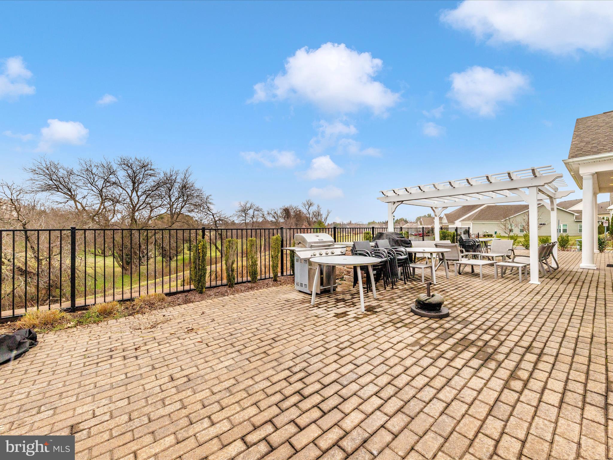 COURTS OF CLARKSBURG - Residential