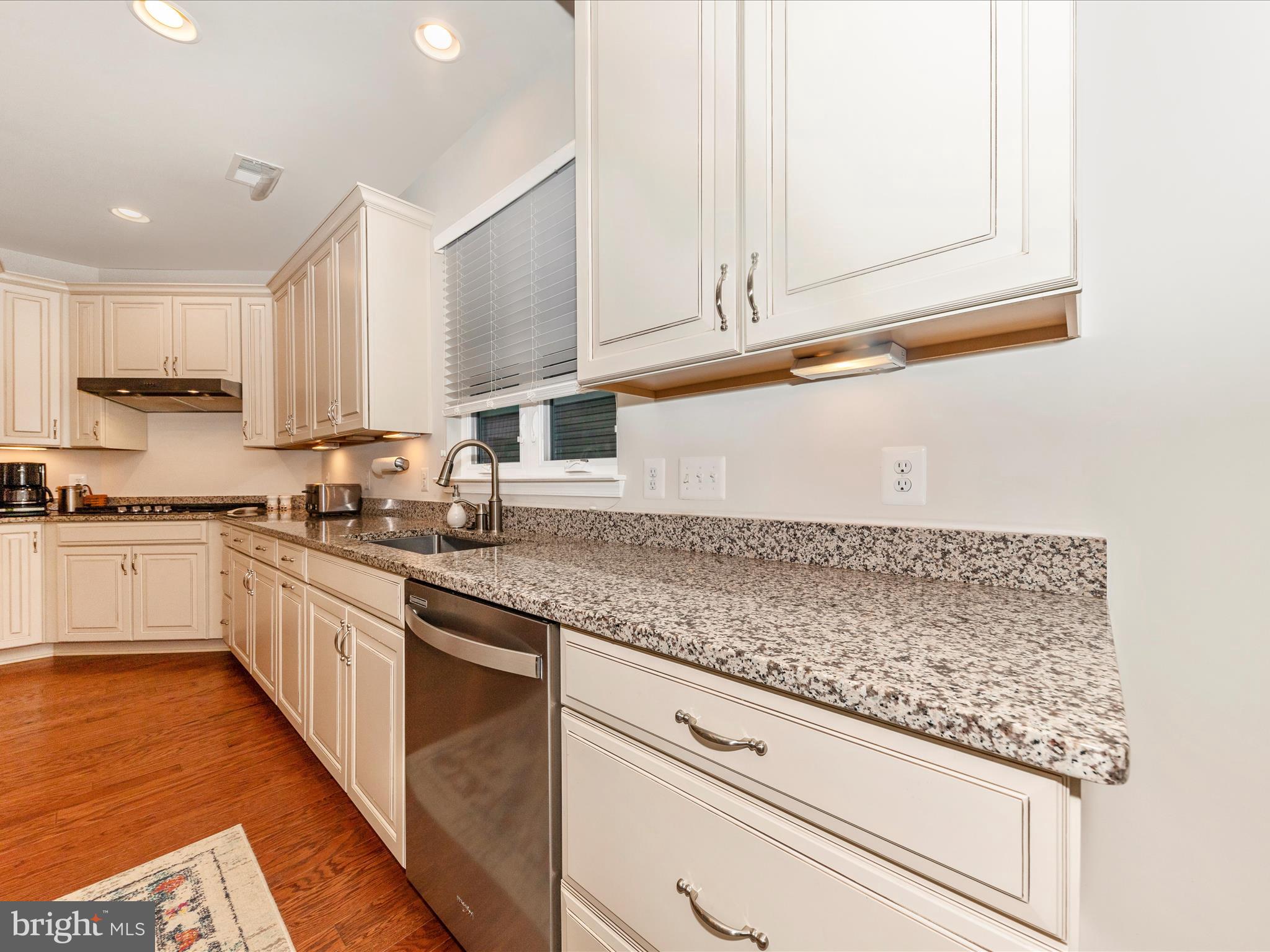 COURTS OF CLARKSBURG - Residential